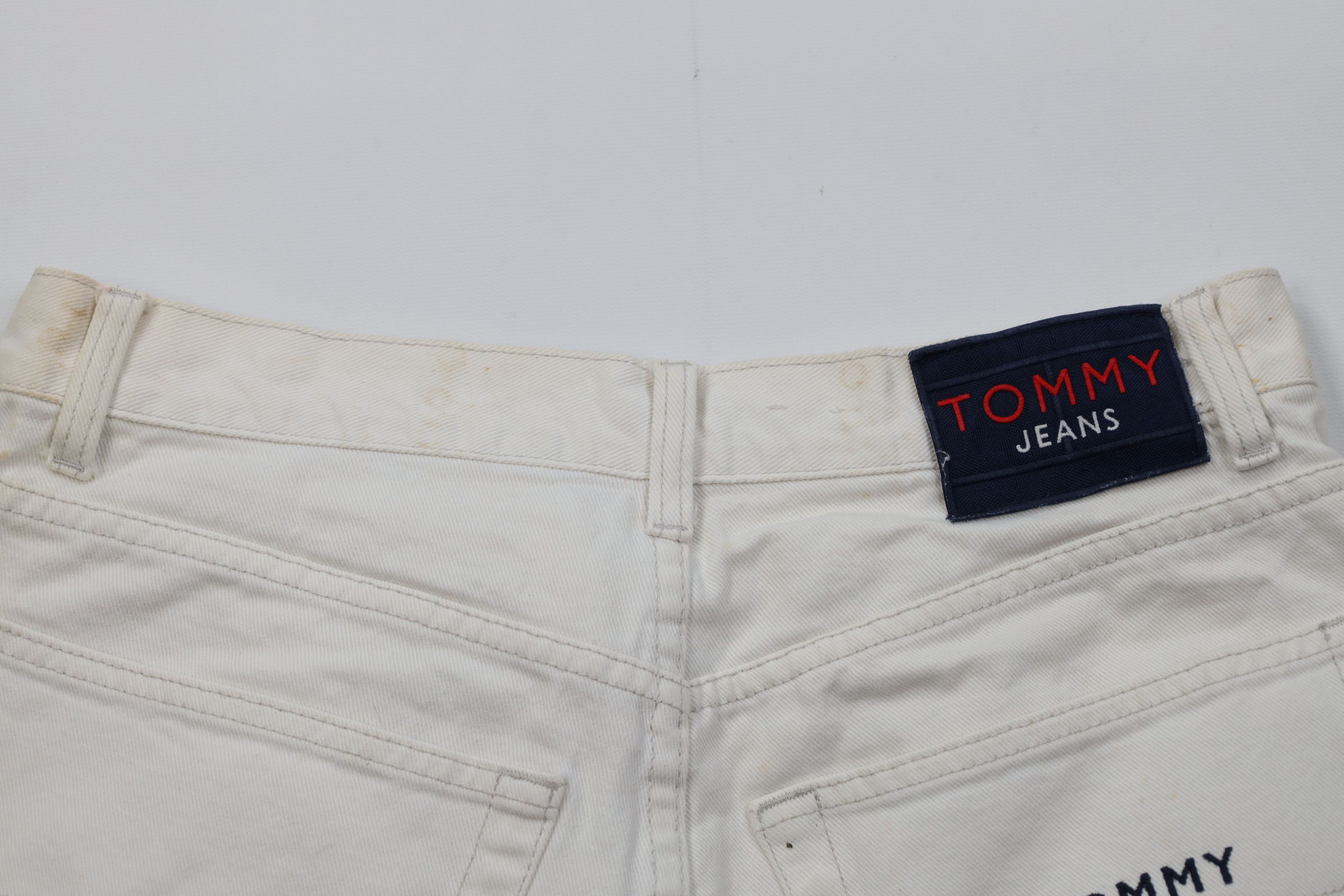 Tommy Hilfiger Vintage 90s Tommy Hilfiger Denim Jean Shorts White Cotton Size US 32 / EU 48 - 11 Thumbnail