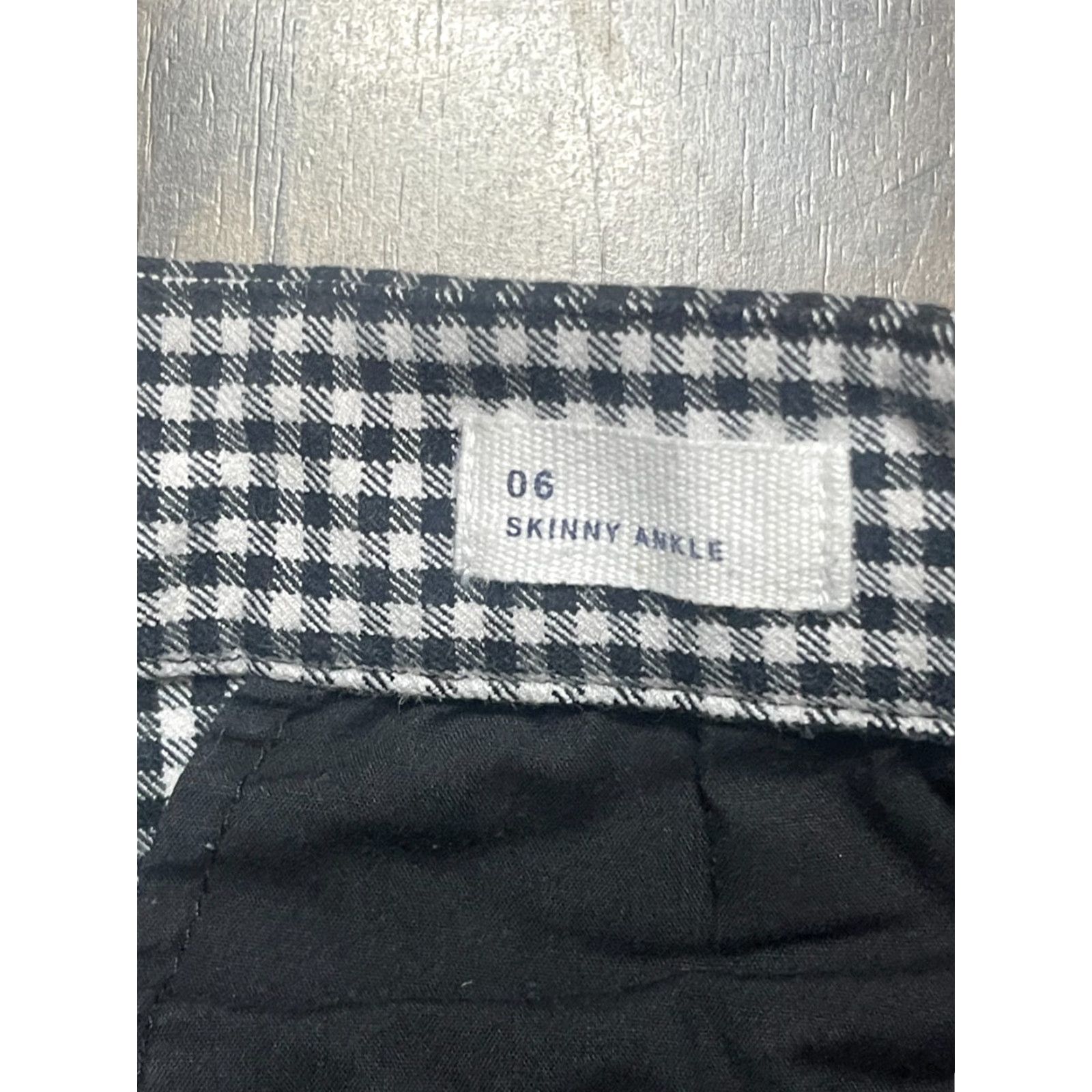 Gap Gap Pants Womens 06 Black White Plaid Skinny Ankle Casual Regular Cotton Stretch Inseam 24 in Fall Spring Summer Womens Size 28" / US 6 / IT 42 - 5 Thumbnail