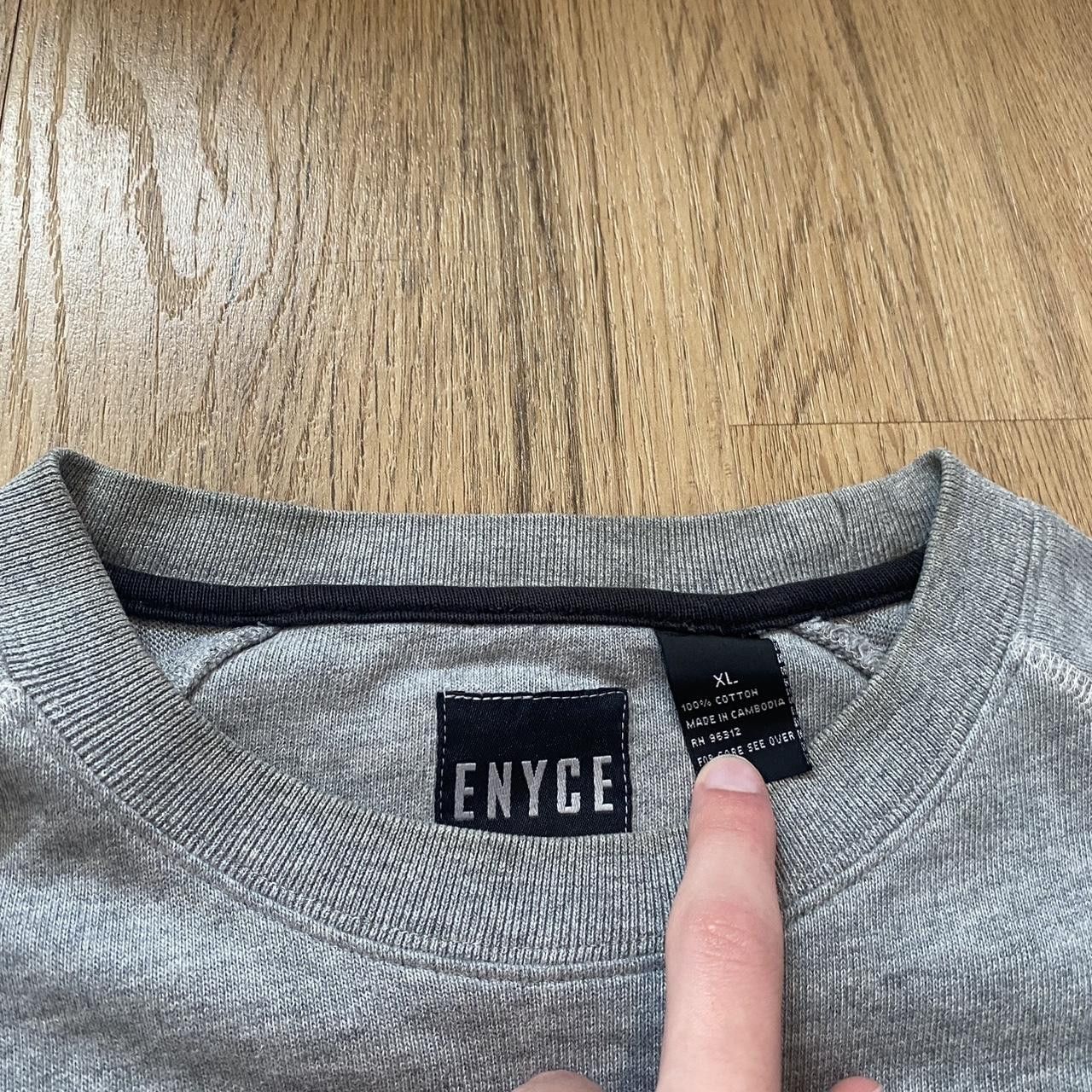 Enyce Grey Enyce crewneck sweatshirt with black sleeves Size US XL / EU 56 / 4 - 4 Thumbnail
