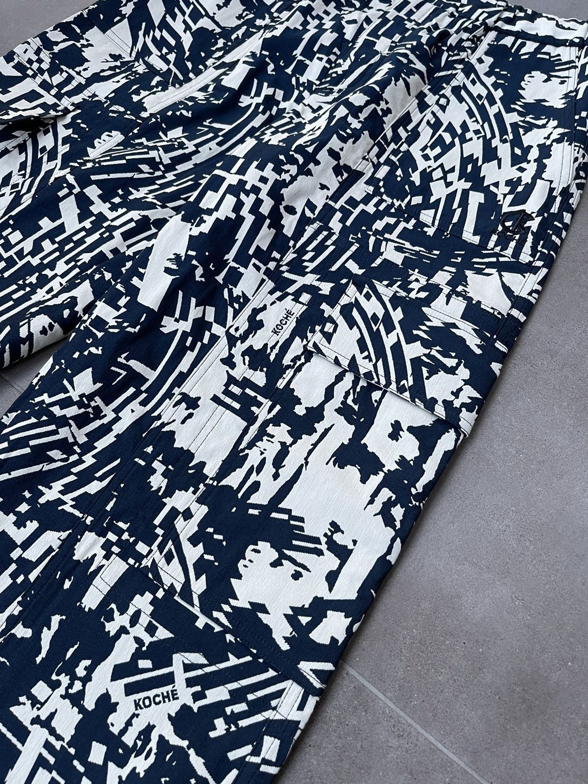 Other !DS! SS23 Koche Abstract White Blue Cargo Pants Size US 32 / EU 48 - 7 Thumbnail