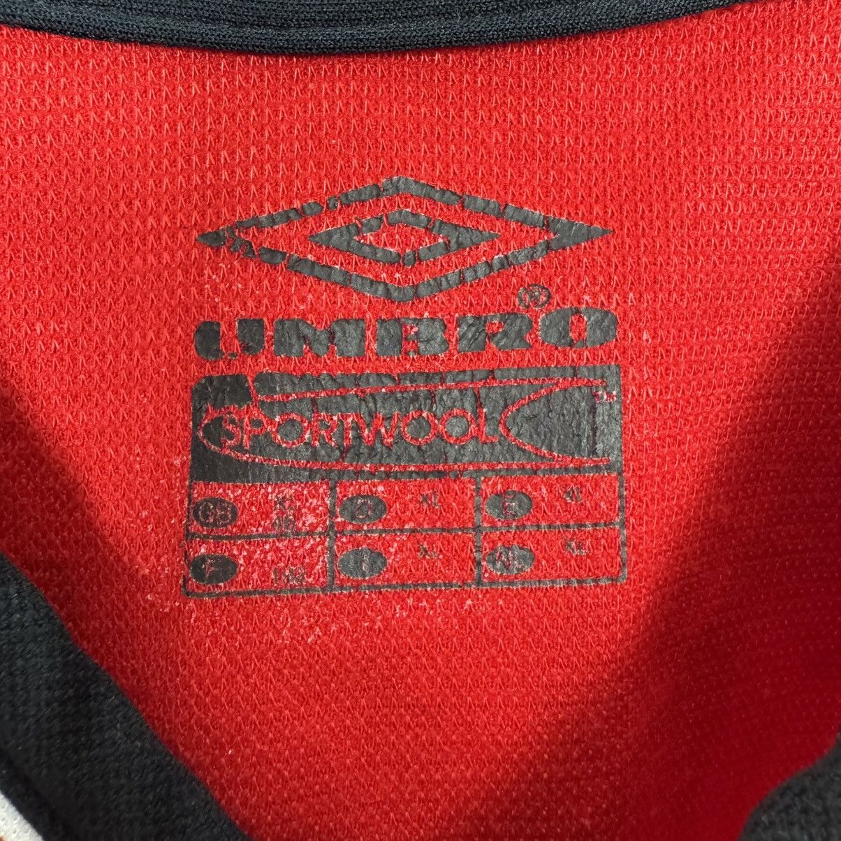 Umbro MANCHESTER UNITED 2000 2001 FOOTBALL SHIRT # 10 V.NISTELROOY Size US XL / EU 56 / 4 - 3 Thumbnail