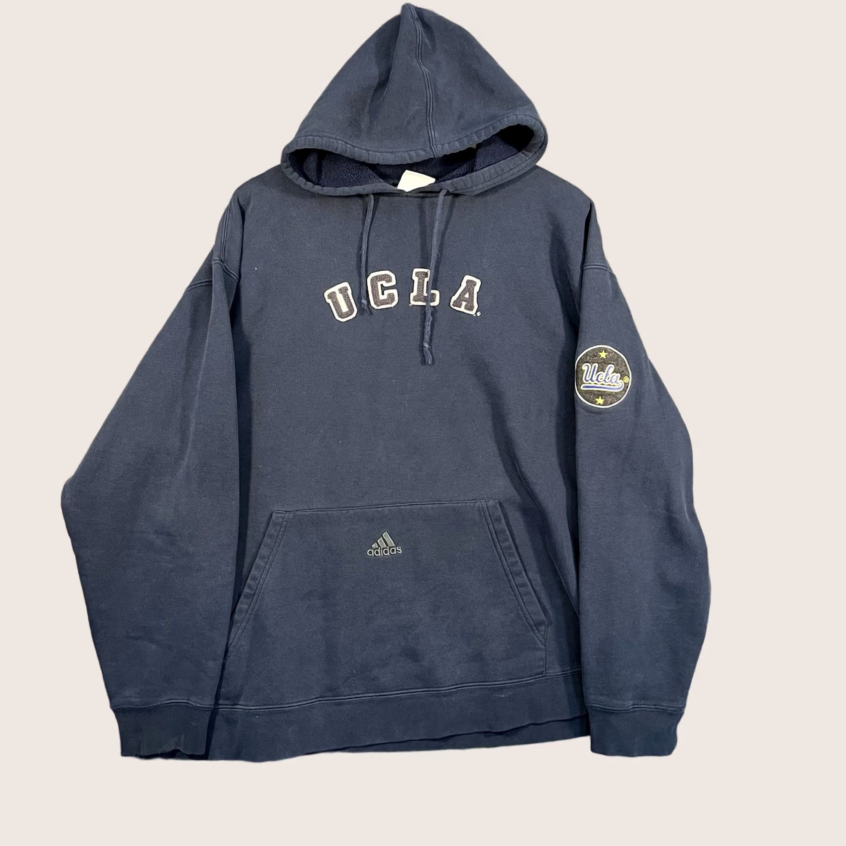 Adidas VINTAGE Adidas UCLA Bruins Hoodie Mens L Blue Embroidered Center Logo Y2k NCAA Size US L / EU 52-54 / 3 - 1 Thumbnail