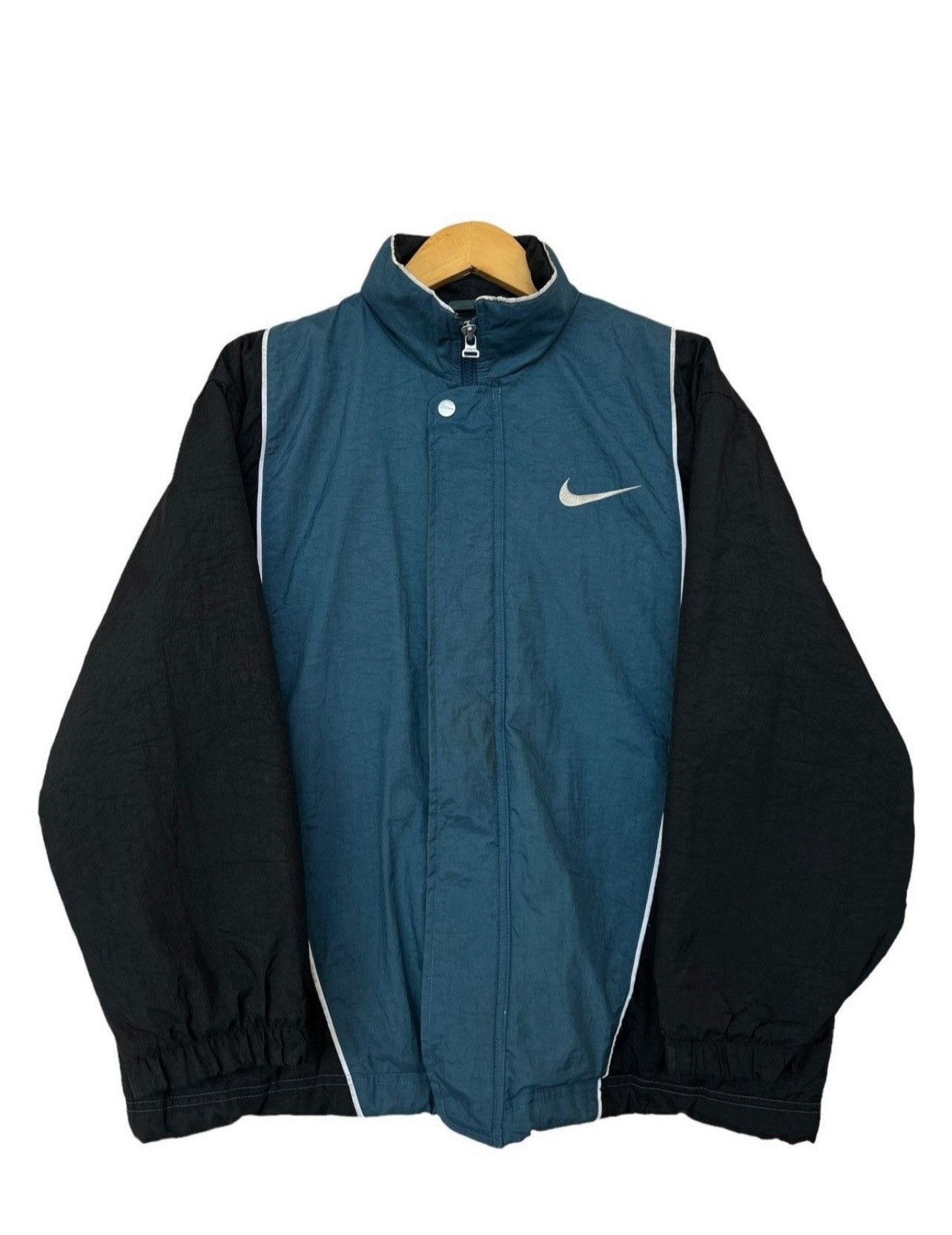 Nike Vintage 90s Nike Spellout Boxy Baggy Down Jacket Size US M / EU 48-50 / 2 - 2 Thumbnail