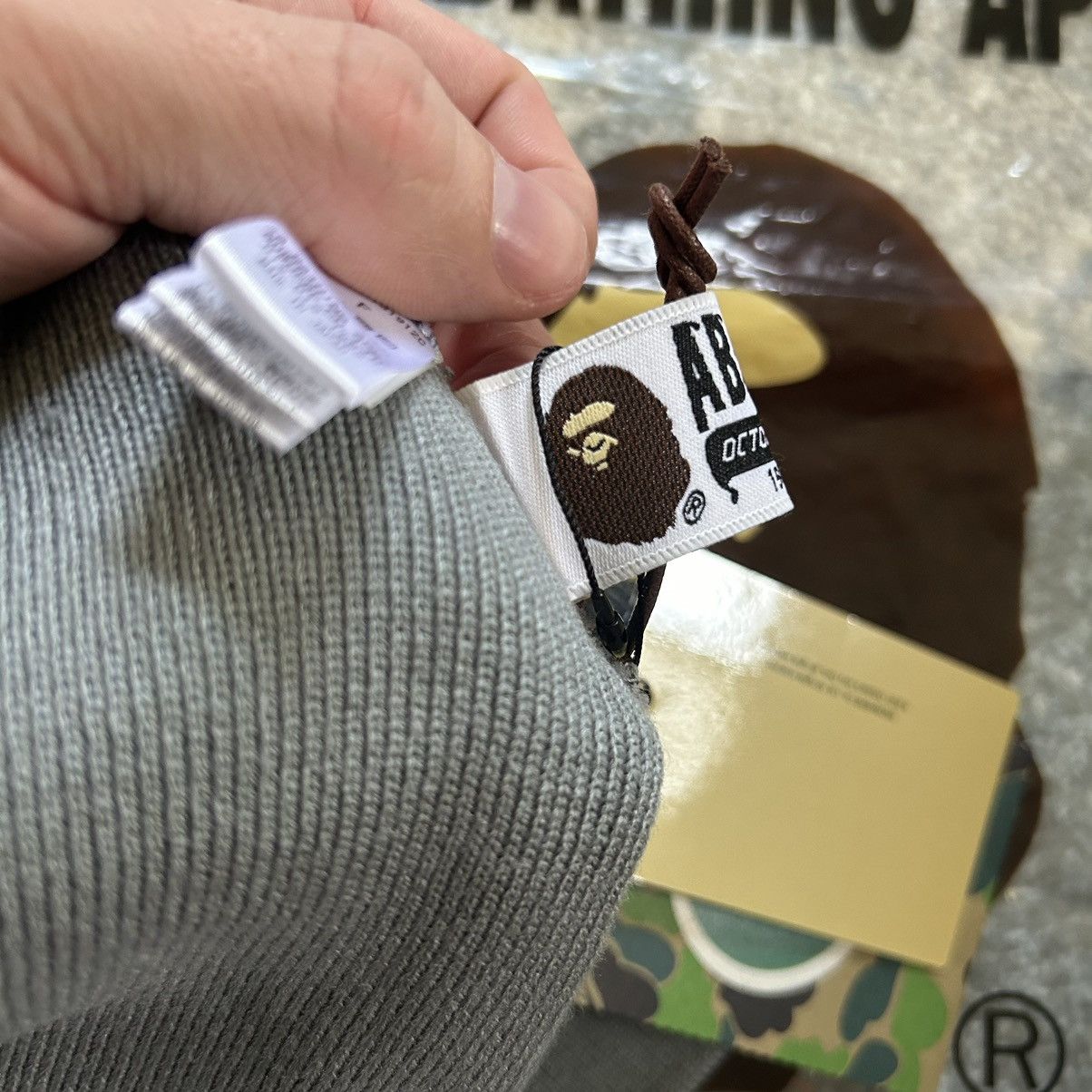 Bape × October's Very Own BAPE x OVO EMBROiDERED CAMO PATCH KNiT CAP Size ONE SIZE - 7 Thumbnail