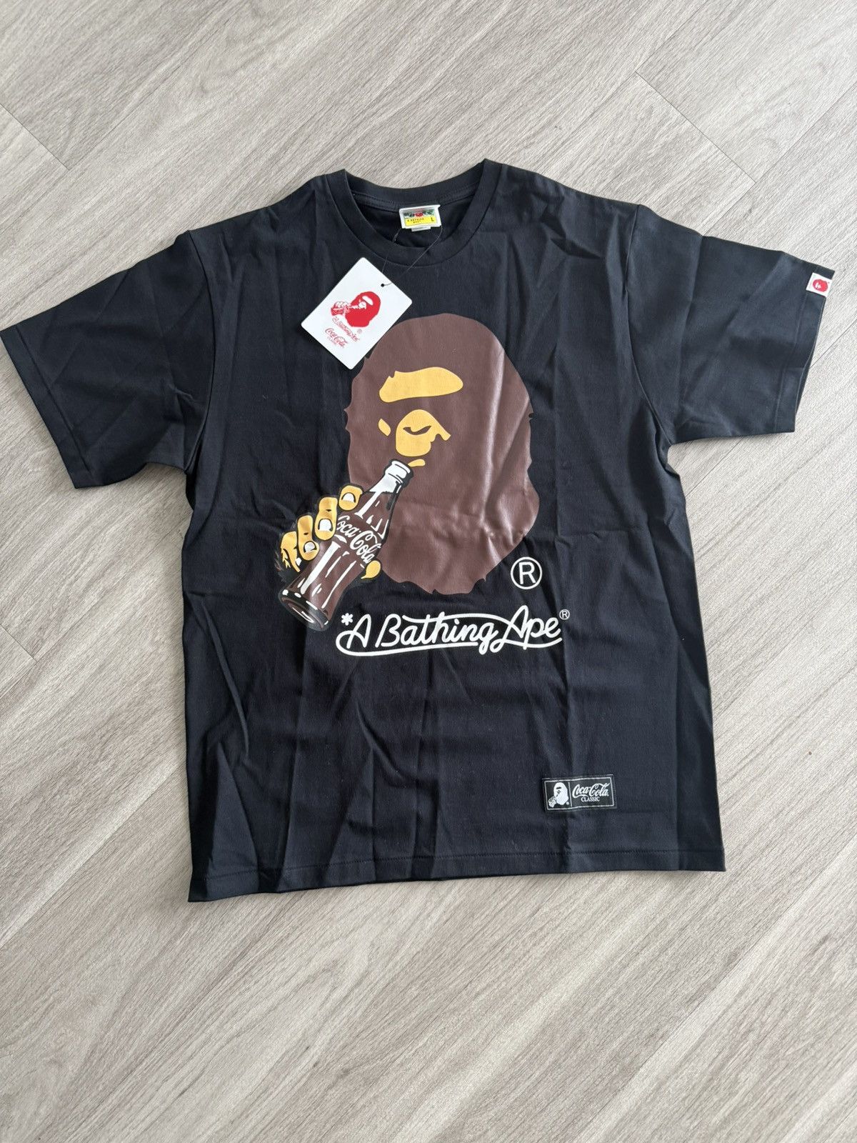 Bape Bape x Coca Cola ape head tee Size US L / EU 52-54 / 3 - 1 Thumbnail