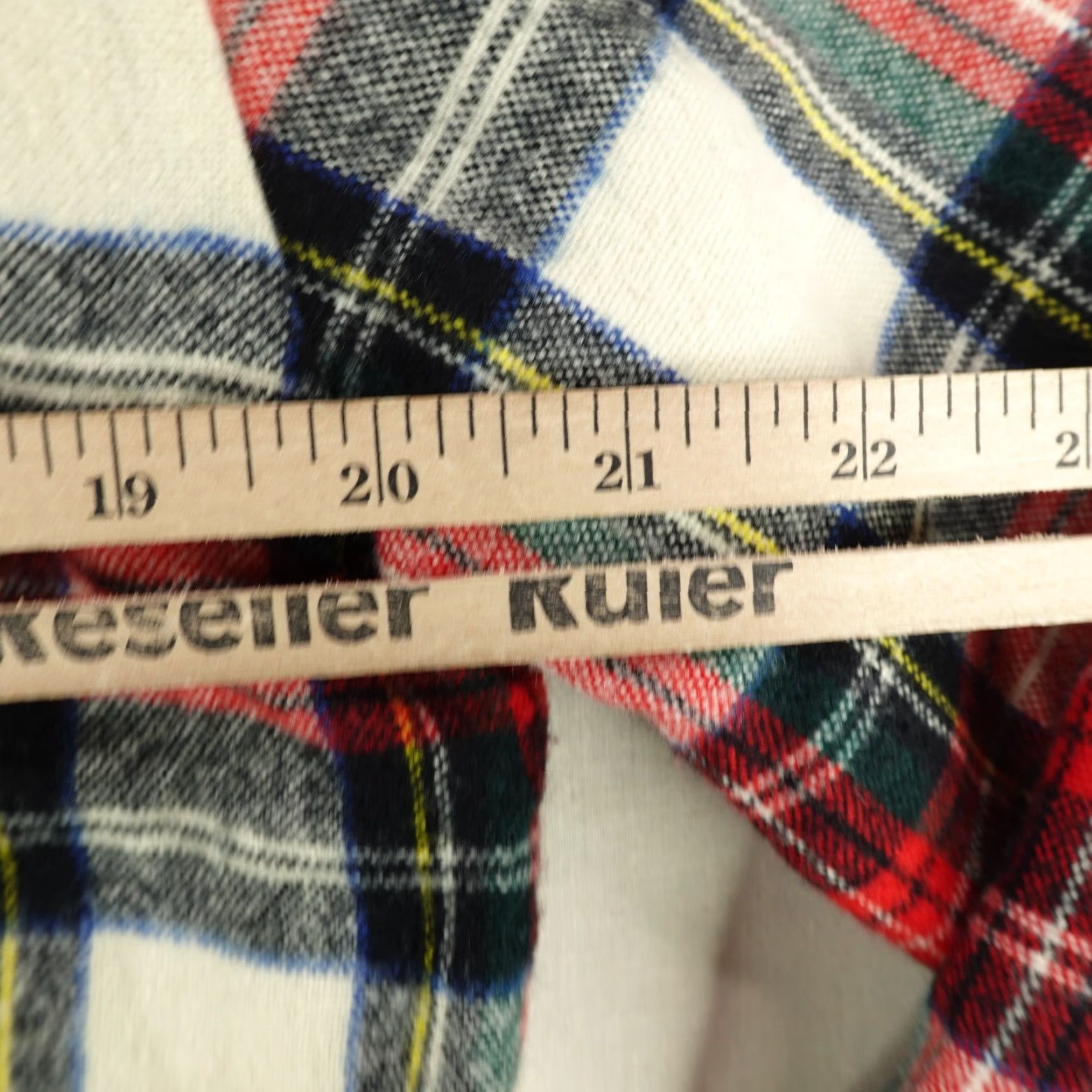 Wrangler VINTAGE Wrangler Shirt Mens M Red Plaid Flannel Shacket Western Quilted Lined Shirt Button-Up 90s Cowboy Outdoor Men Size US M / EU 48-50 / 2 - 6 Thumbnail