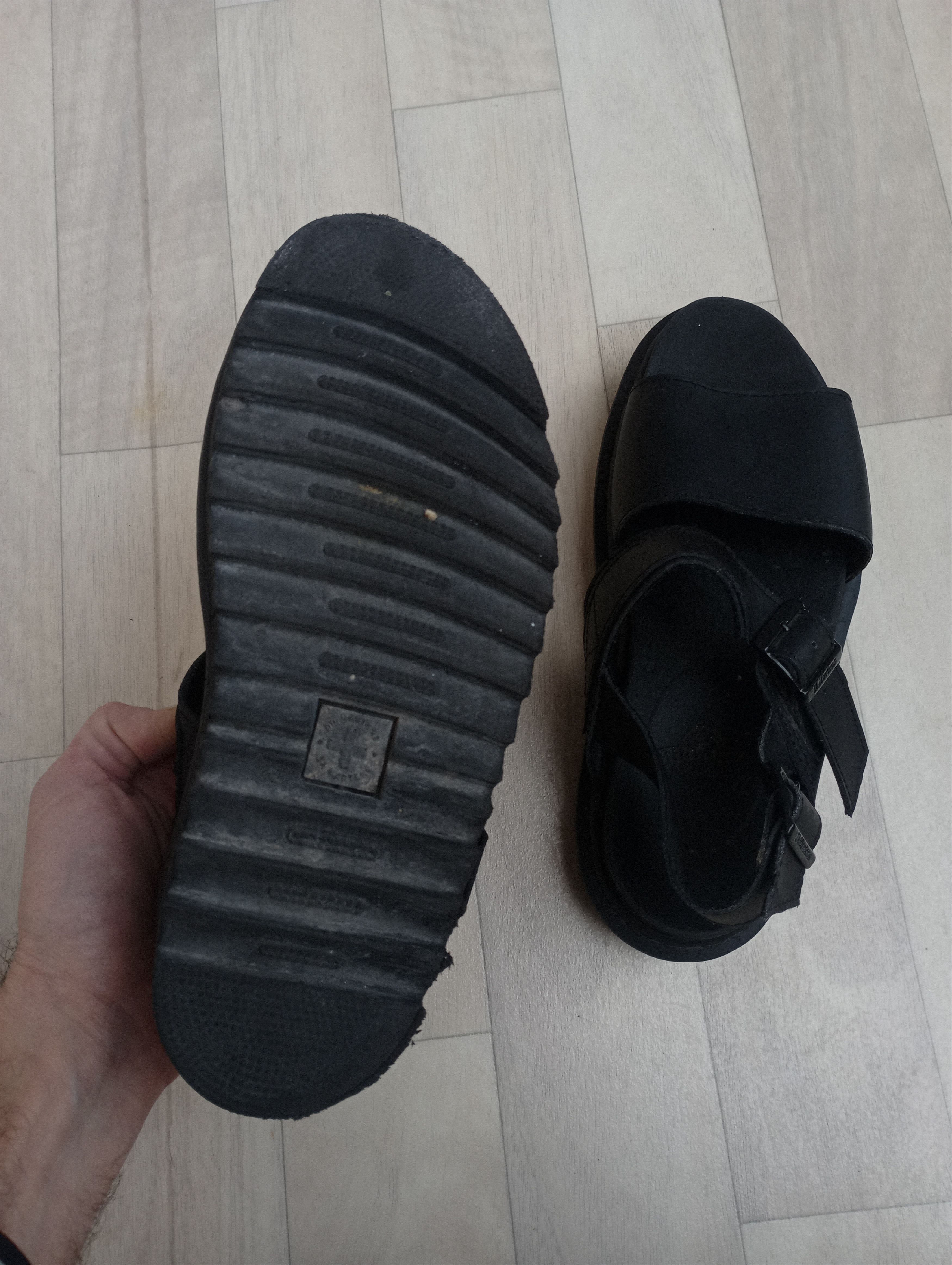 Dr. Martens Dr Martens Voss In Black Hydro Size US 7 / IT 37 - 9 Thumbnail