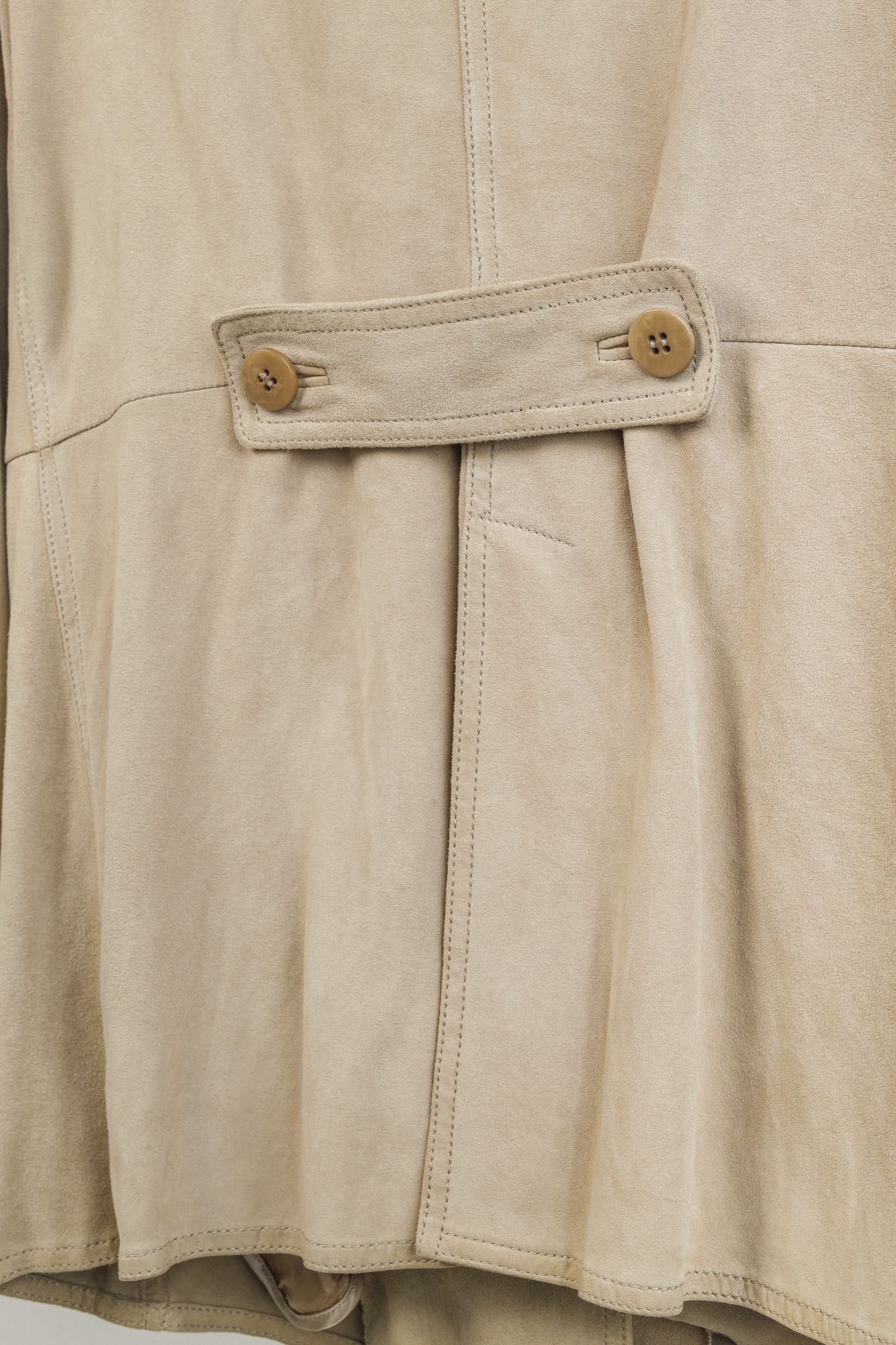 Armani Collezioni Armani Collezioni 2004 Tan Suede Jacket Size L / US 10 / IT 46 - 9 Thumbnail
