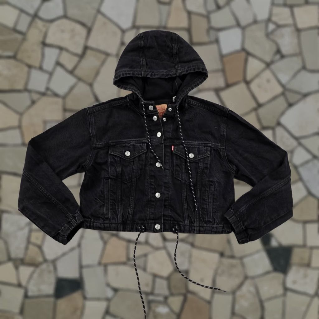 Levi's Levis Jacket Womens Small Black Denim Jean Hooded Cropped Trucker Coat Snap Up Size 28" / US 6 / IT 42 - 1 Thumbnail