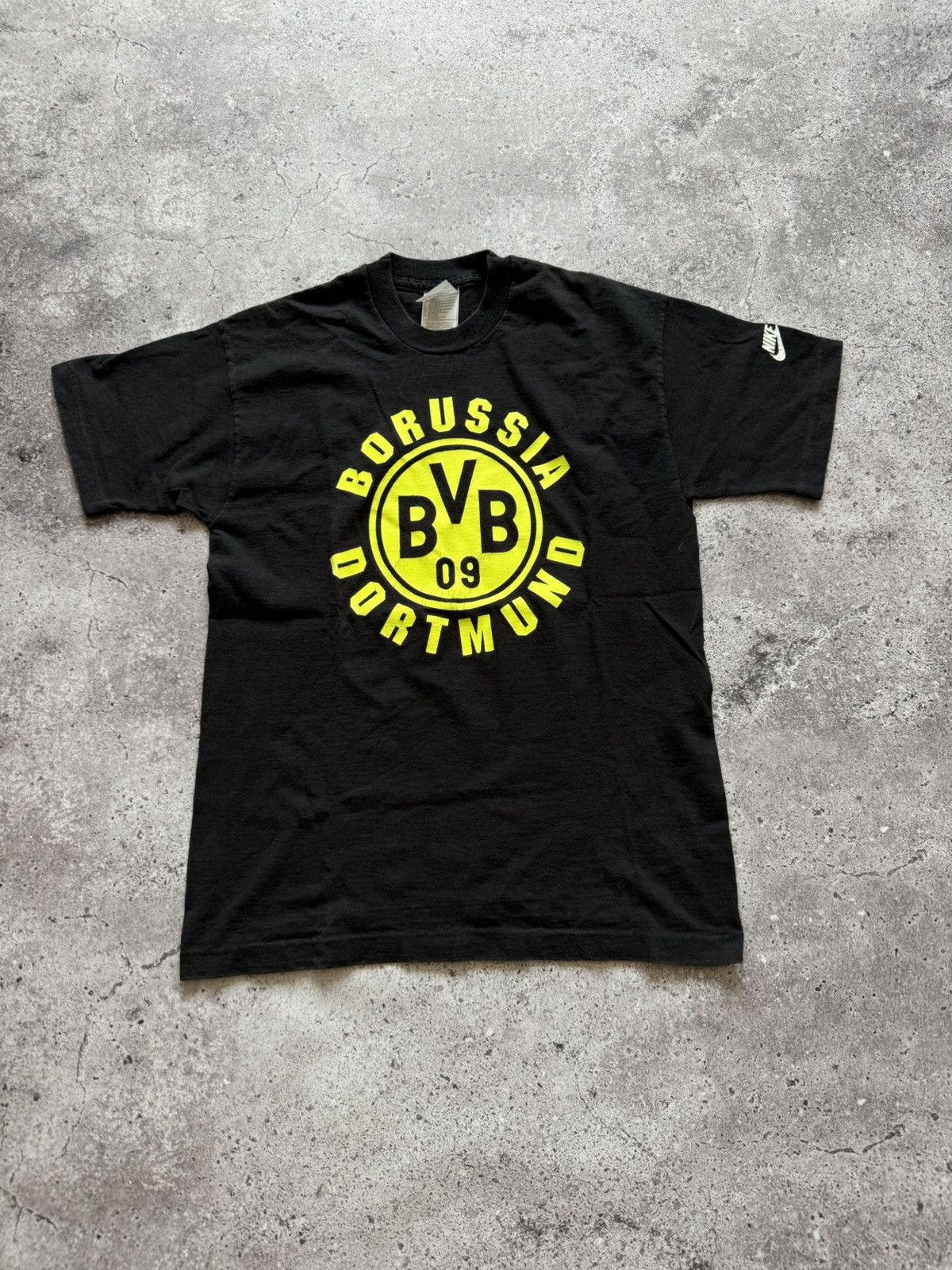Nike 🔥NIKE BORUSSIA DORTMUND 1995/96 JUST DO IT MERCH T-SHIRT Size US S / EU 44-46 / 1 - 2 Thumbnail