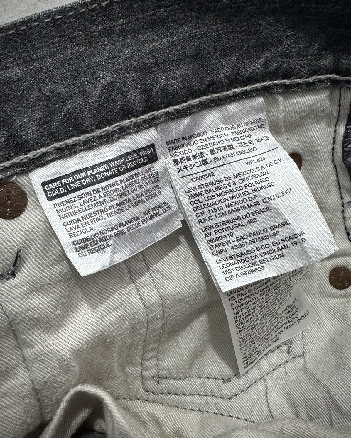 Levi's × Levi's Made & Crafted × Levi's Vintage Clothing Levi's 501 Stone Washed Denim Jeans Size US 29 - 4 Thumbnail