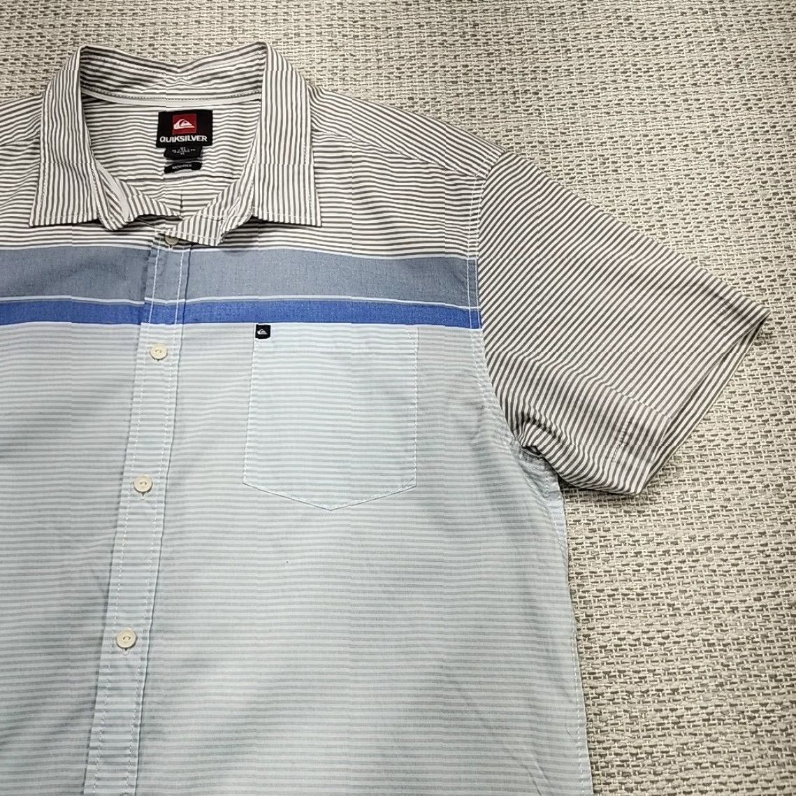 Quiksilver Quiksilver Shirt Mens XL XLarge Button Up Short Sleeve Modern Fit Striped Casual Size US XL / EU 56 / 4 - 2 Thumbnail