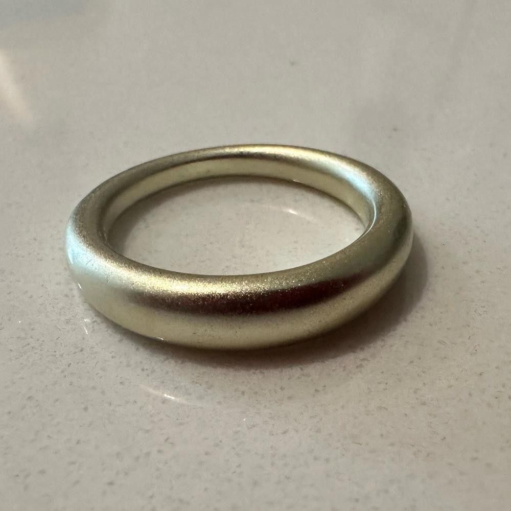 Kendra Scott Kendra Scott Terra Smooth Gold Stacking Ring Size 8 Size ONE SIZE - 1 Thumbnail