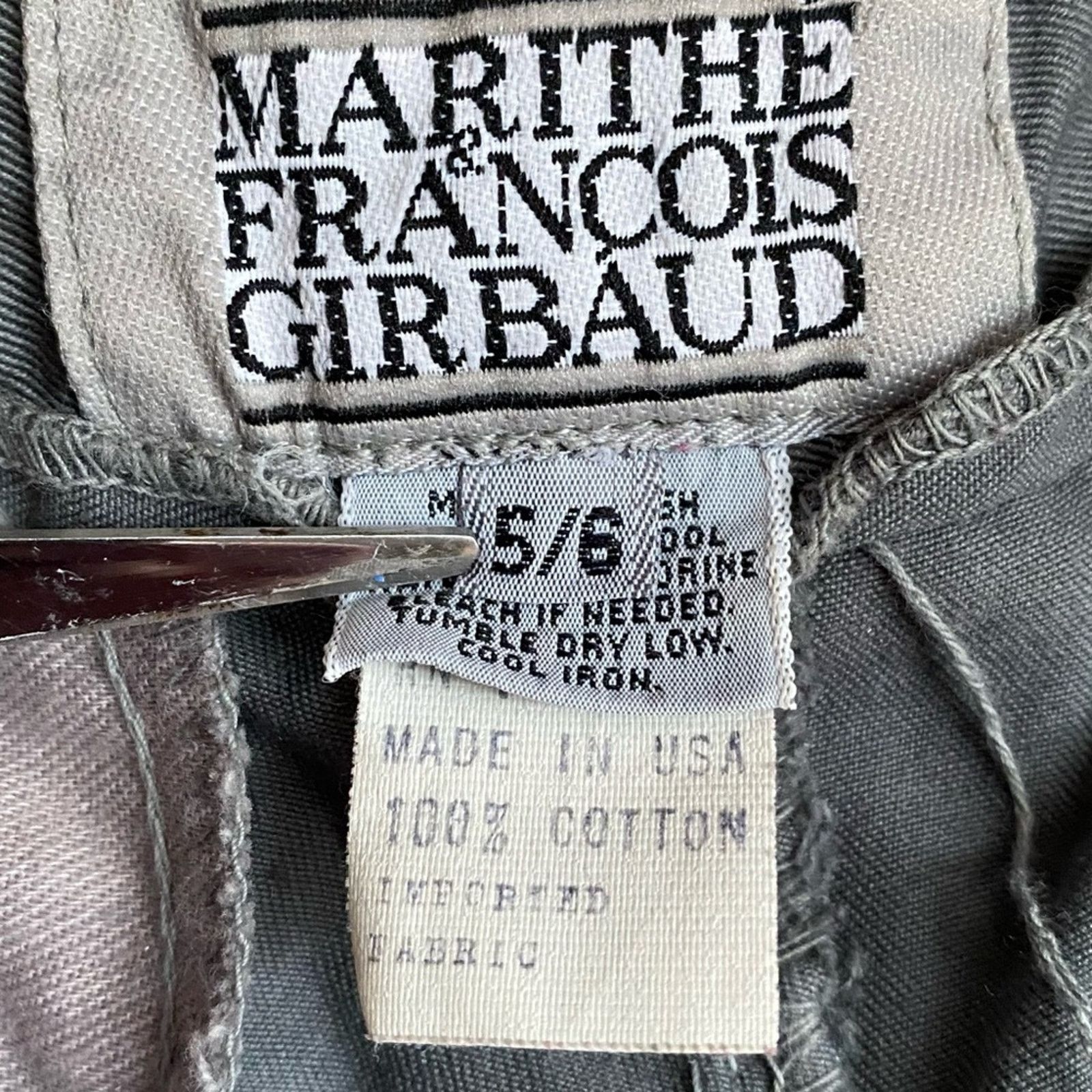 Marithe + Francois Girbaud GIRBAUD Gray Pleated Cotton 80s Snap Ankle Pant 5/6 27” Size 27" / US 4 / IT 40 - 7 Thumbnail