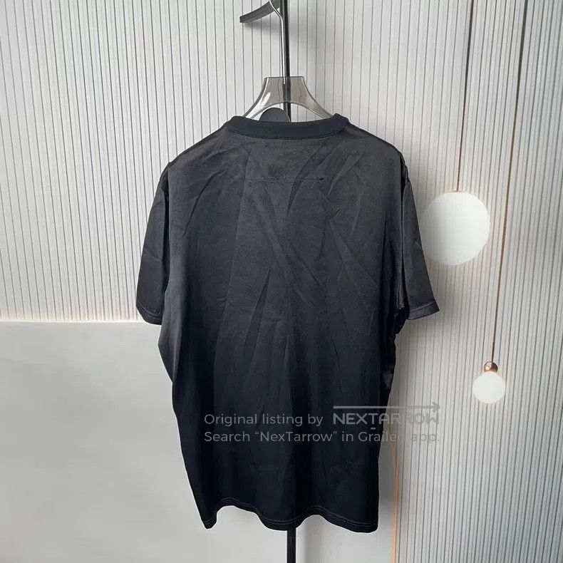 Givenchy Givenchy Silk Short Sleeve Shirt (Black) Size US S / EU 44-46 / 1 - 2 Thumbnail