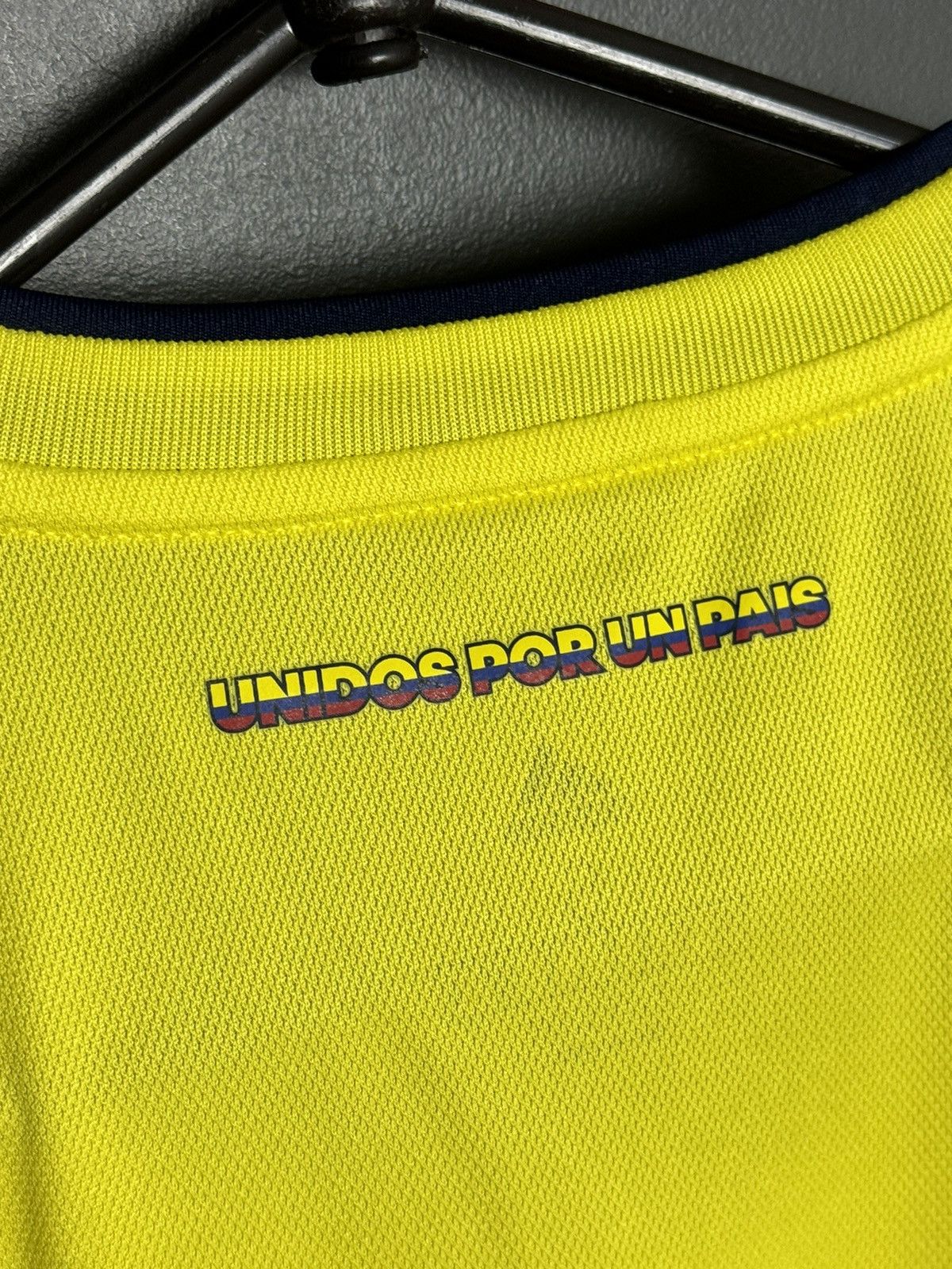 Adidas Colombia 18/19 Home Football Soccer Jersey T-Shirt Size US S / EU 44-46 / 1 - 4 Thumbnail