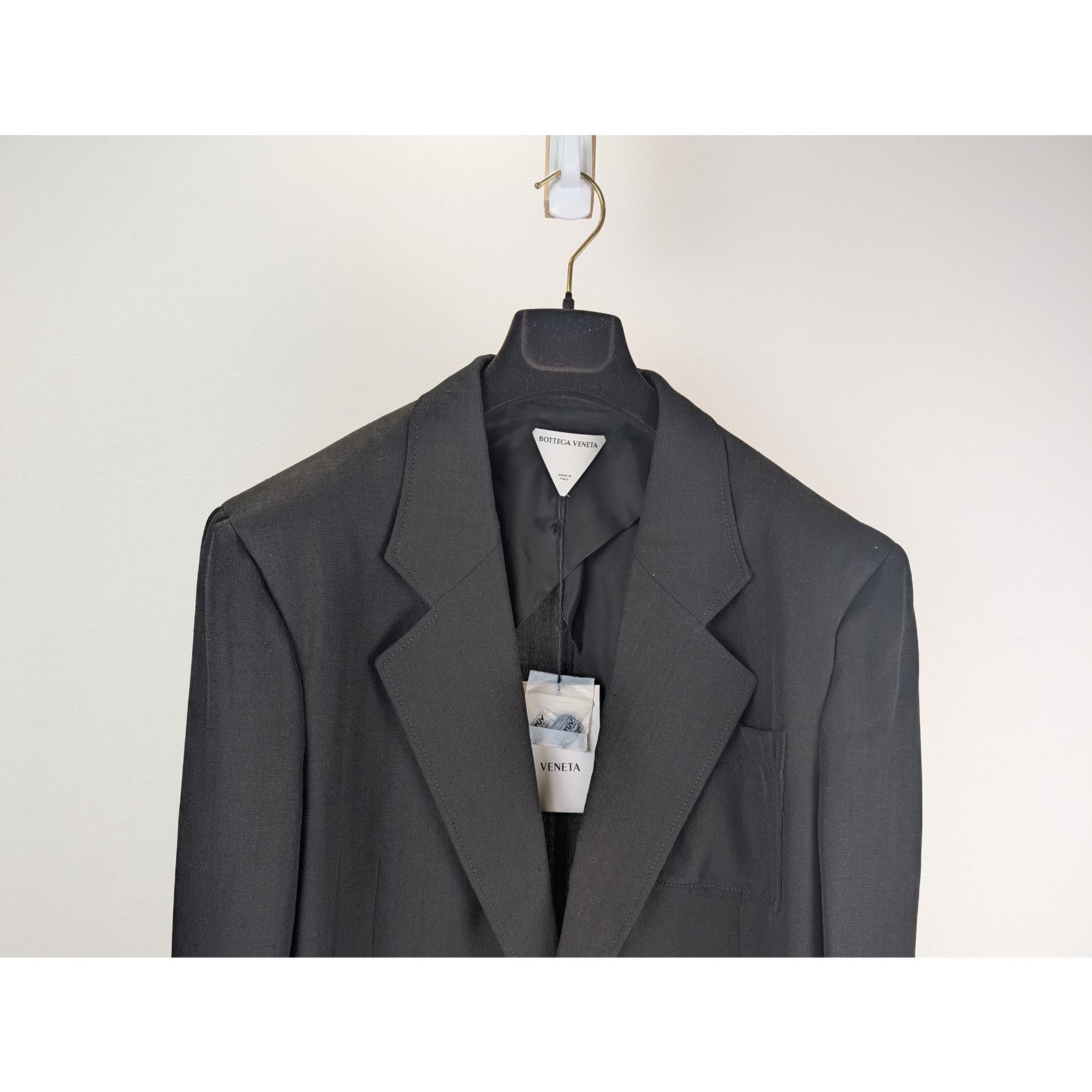 Bottega Veneta o1rshd1 Grainy Viscose Silk Jacket in Black Size US M / EU 48-50 / 2 - 2 Thumbnail