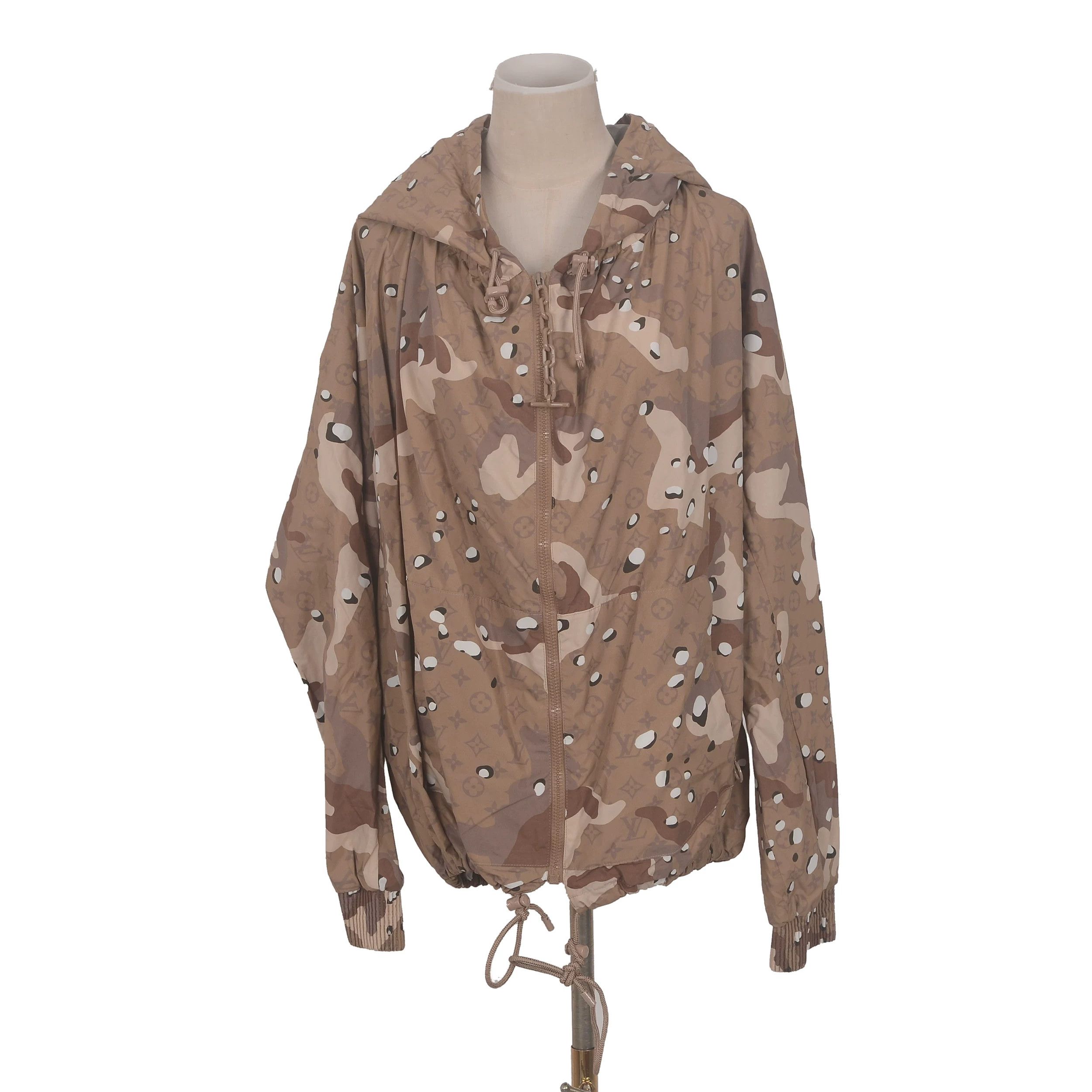 Louis Vuitton Louis Vuitton Wool Multi Hoodie XXL Men Size US XXL / EU 58 / 5 - 1 Thumbnail
