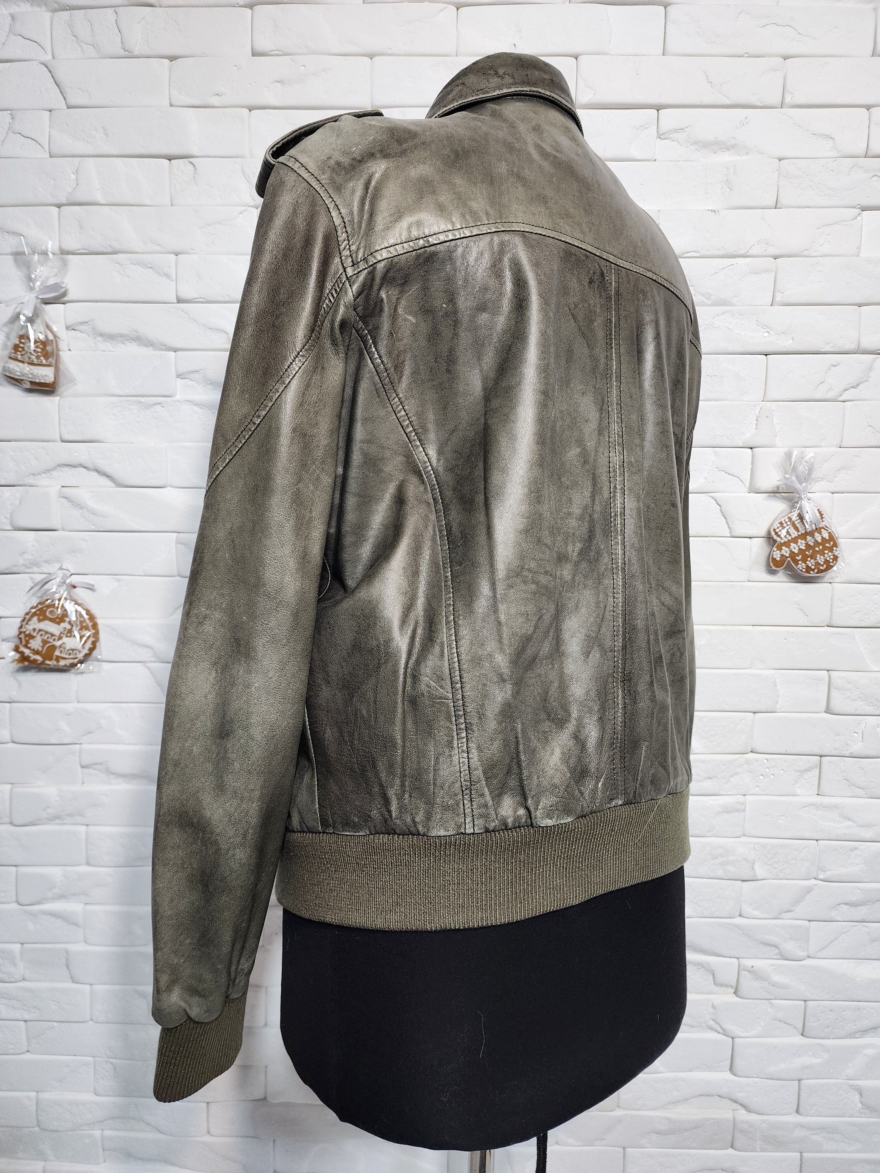 Uniqlo Gray Leather Men's Jacket: Zip Front, Size US M / EU 48-50 / 2 - 6 Thumbnail
