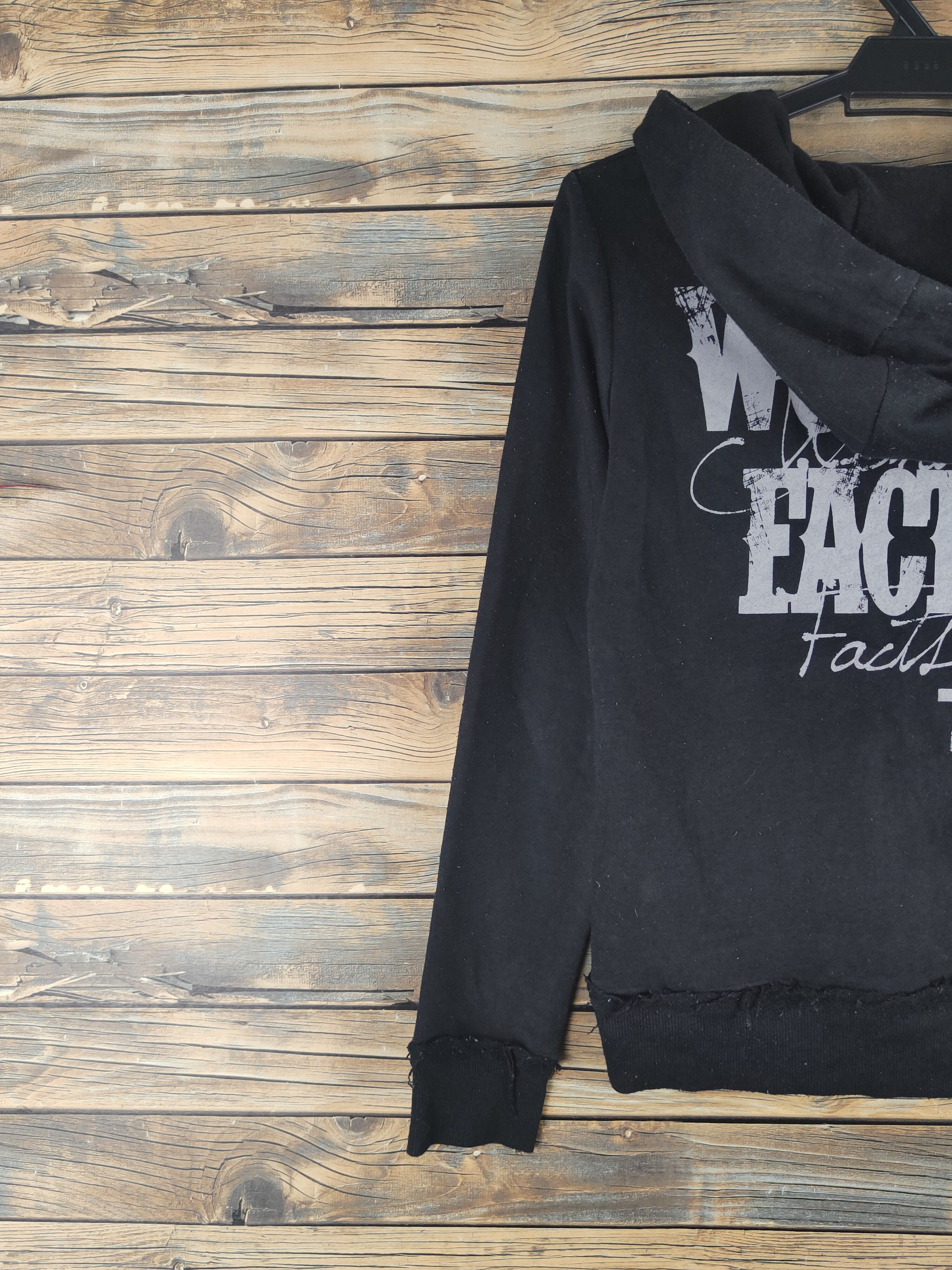 Japanese Brand DL Wonder Facts skull Black Hoodie Sweaters #2517 Size US S / EU 44-46 / 1 - 11 Thumbnail