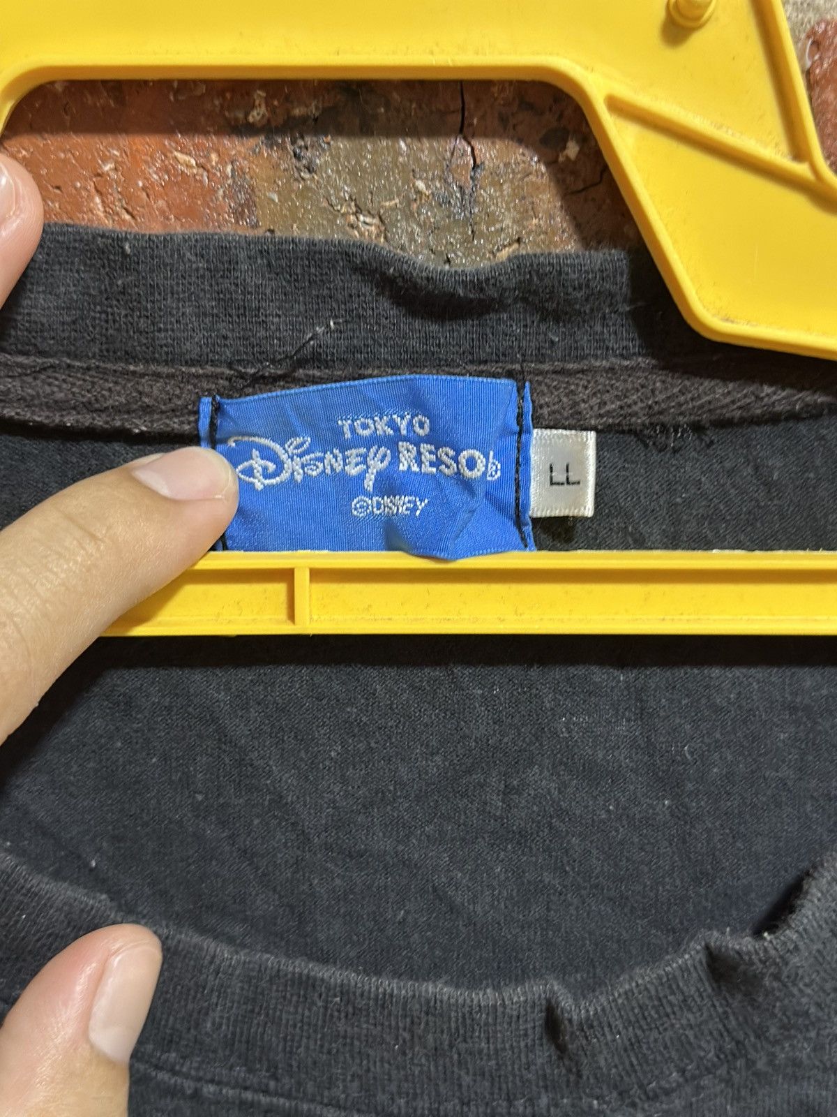Disney Vintage Tokyo Disney Resort Sun Faded Tee Size US L / EU 52-54 / 3 - 5 Thumbnail