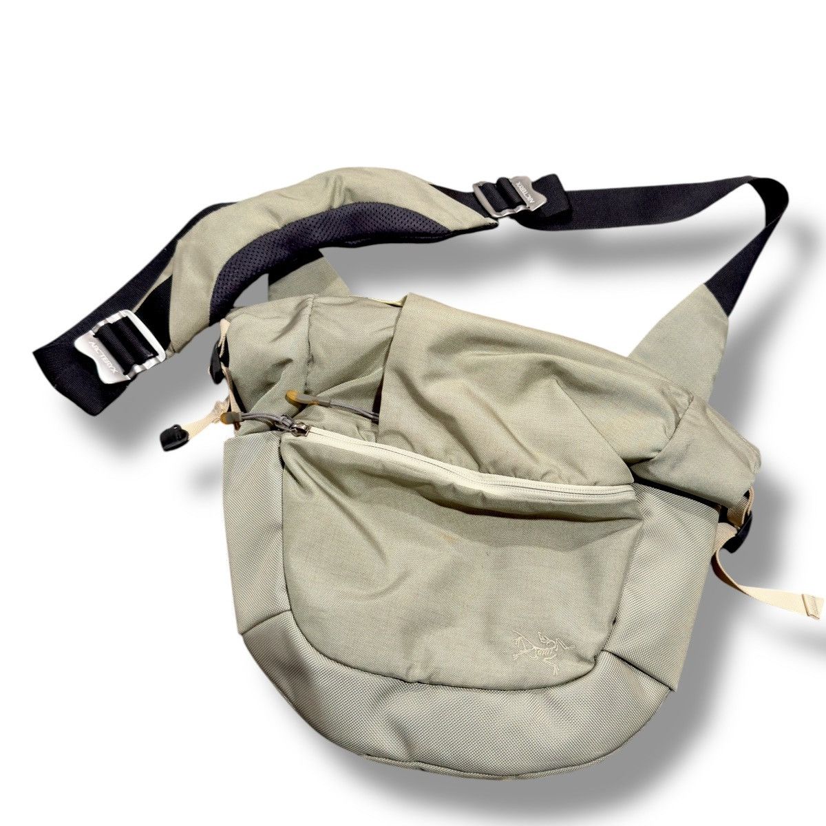 【美品】ARC'TERYX Mistral16 Arc'teryx Mistral 16 Side Bag Shoulder Totte | eBay