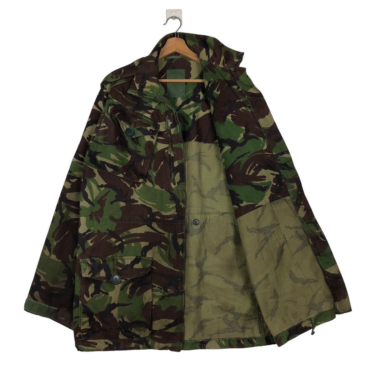 Vintage 🔥Vintage Camouflage Chore Survival Jacket Multi Pockets Size US M / EU 48-50 / 2 - 11 Thumbnail
