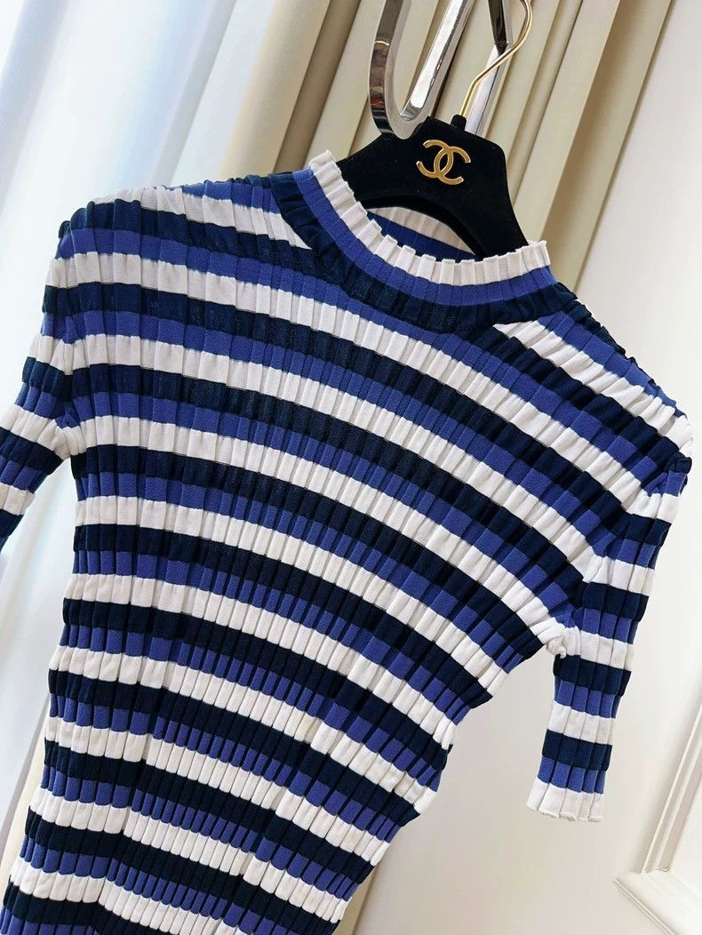 Louis Vuitton Louis Vuitton Blue White Striped Short Sleeve Top- Size M / US 6-8 / IT 42-44 - 3 Thumbnail