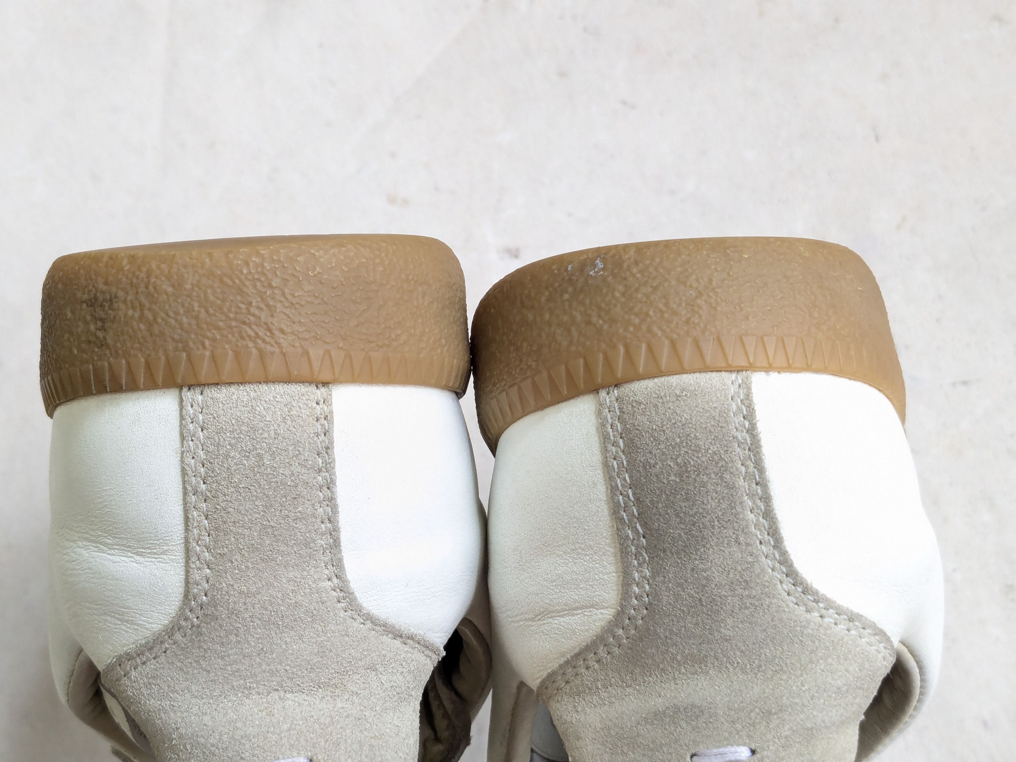 Maison Margiela Maison Margiela GAT Replica White Gray 7 40 Low Suede Size US 7 / EU 40 - 18 Thumbnail