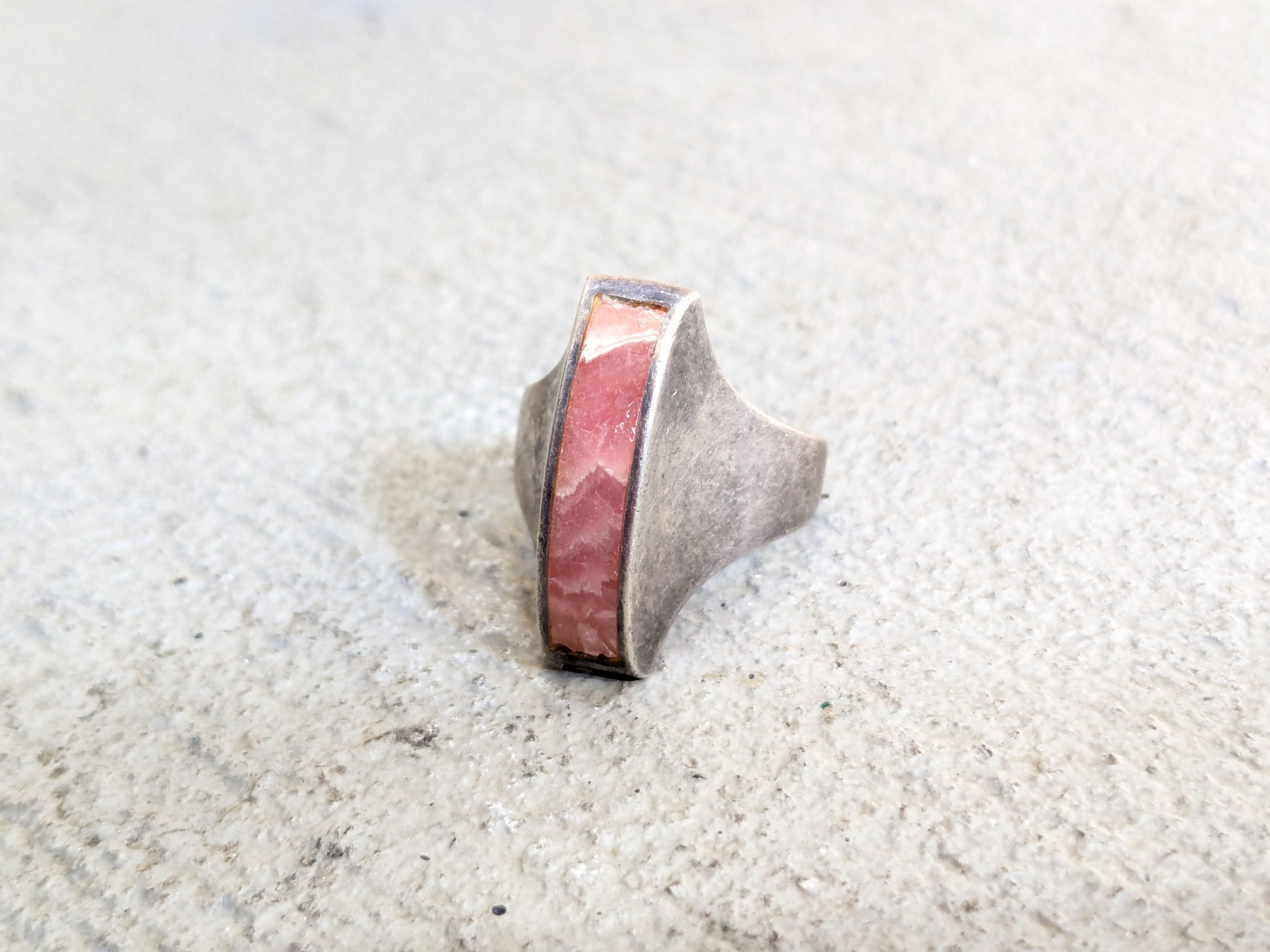 Jewelry × Sterling Silver Vintage Sterling Silver Ring Rhodochrosite 6 Modern Abstract Size ONE SIZE - 2 Thumbnail