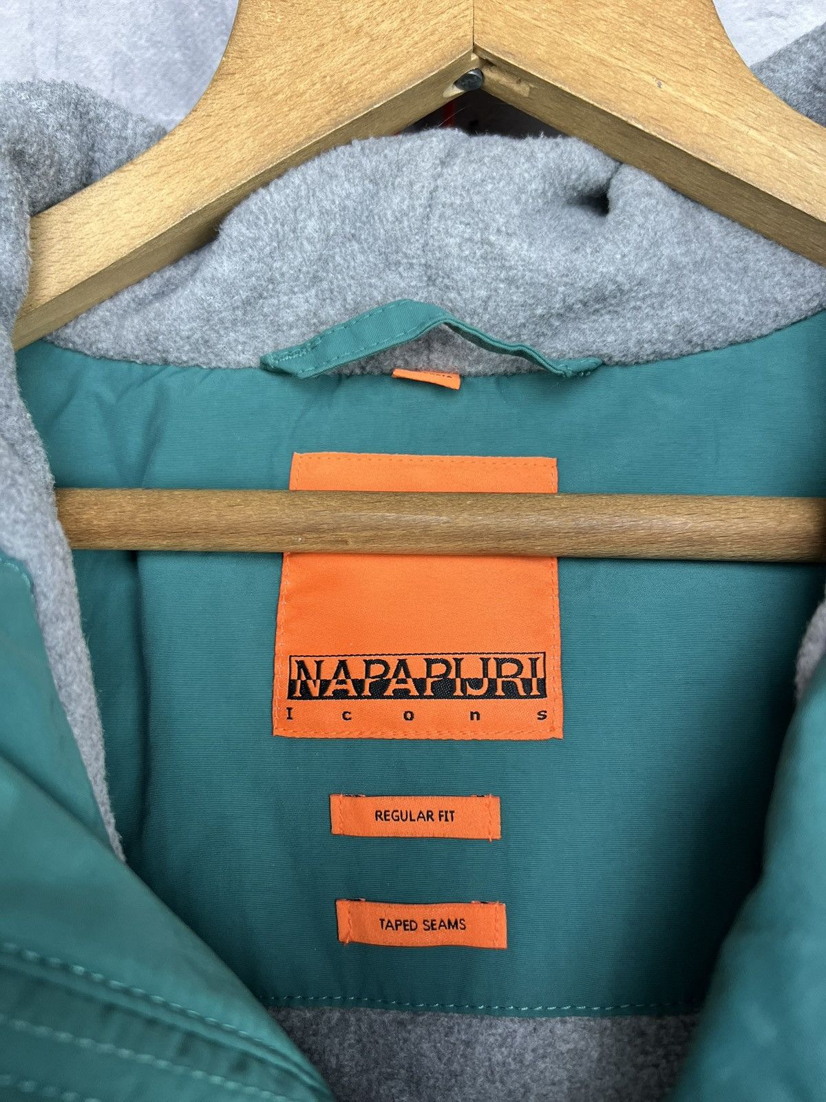 Napapijri Napapijri Rainforest Winter Jacket Womens Size M Size M / US 6-8 / IT 42-44 - 9 Thumbnail