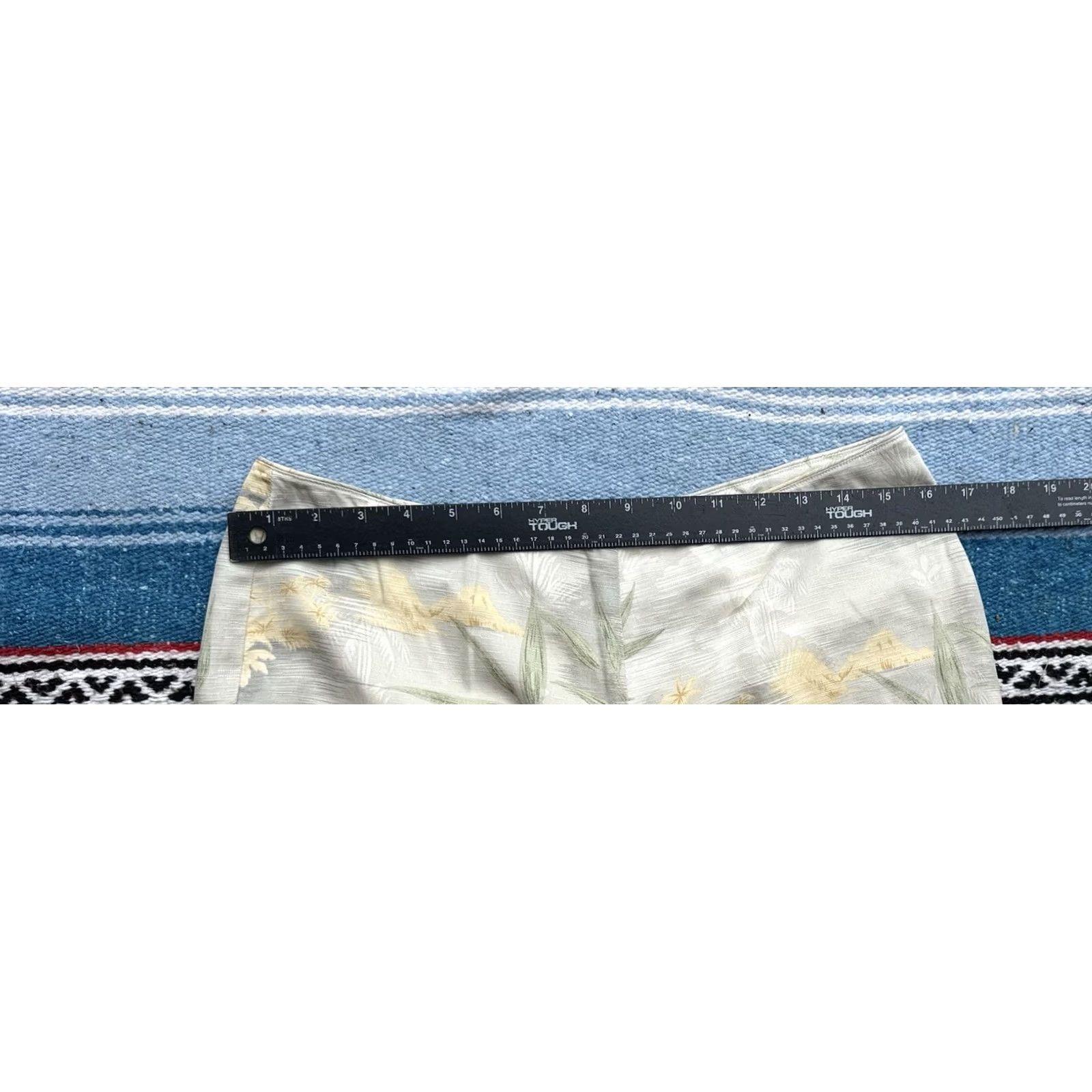 Tommy Bahama Tommy Bahama Pants Women's 10 Tan Floral Hawaiian Aloha Silk Tropical Straight Leg Back Zip Casual Workwear Beach 90s Theme Womens Size 32" / US 10 / IT 46 - 7 Thumbnail