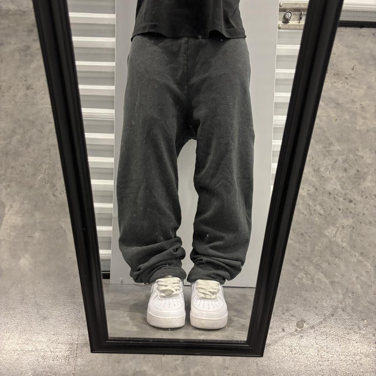 Japanese Brand × Vintage Crazy Vintage Y2K/2000s Dark Grey Skater Essential Sweatpants! Size US 36 / EU 52 - 1 Thumbnail
