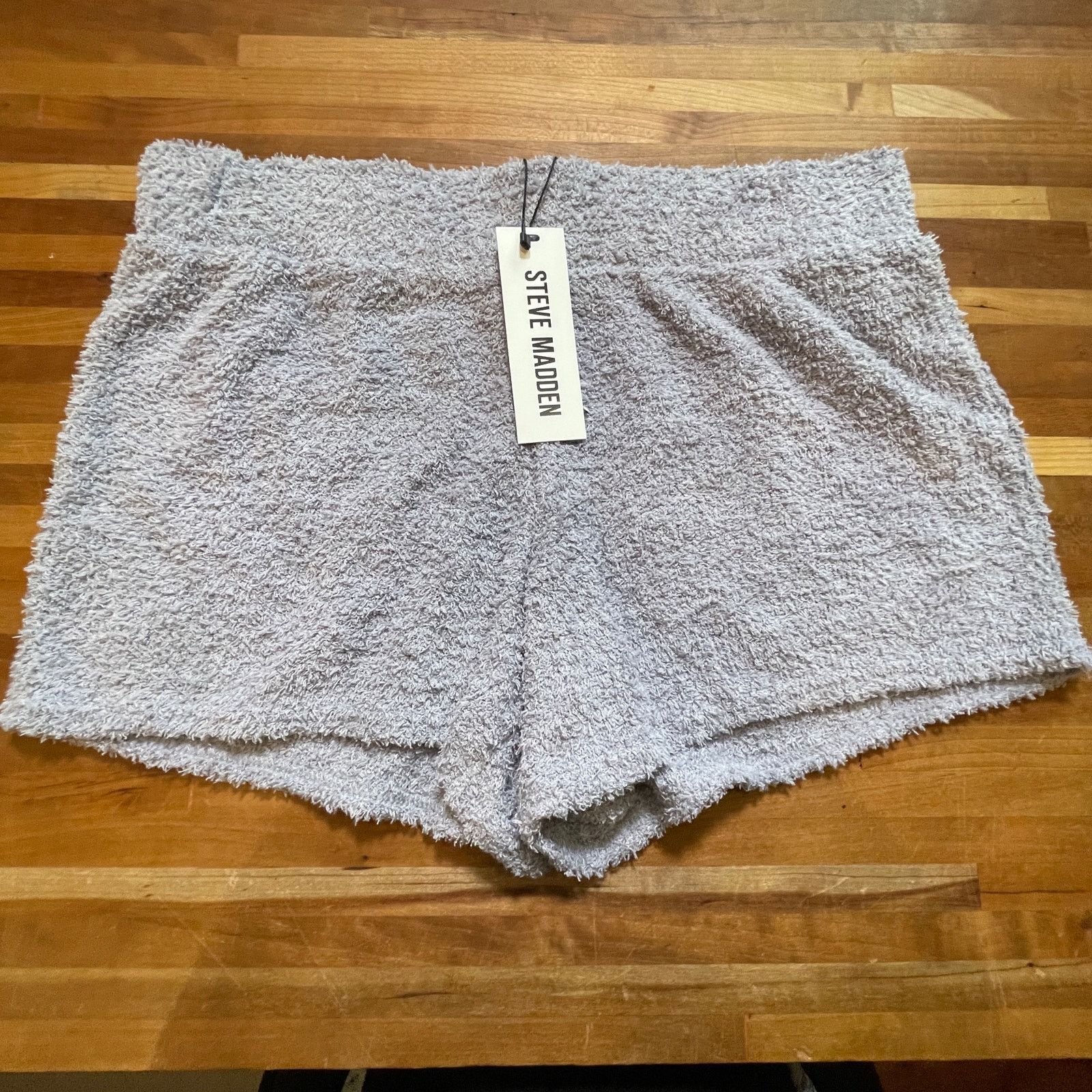 Steve Madden Steve Madden Women's Chenille Sleep Shorts lilac gay Medium Size 30" / US 8 / IT 44 - 1 Thumbnail