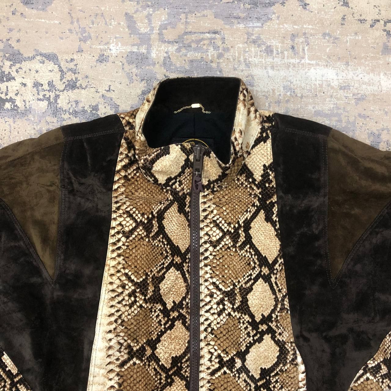 Japanese Brand × Vintage Y471 VTG JAPAN PYTHON MOTIF JACKET Size US M / EU 48-50 / 2 - 5 Thumbnail