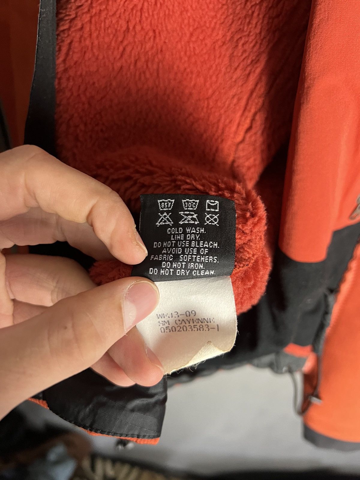 Arc'teryx Vintage Arcteryx Gamma Softshell Zip Up Jacket Womens Size S Size US S / EU 44-46 / 1 - 12 Thumbnail