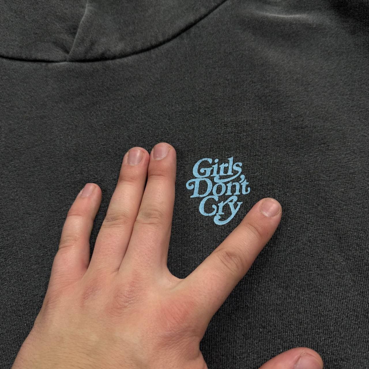 Girls Don't Cry Girls Don’t Cry GDC Logo Hoodie Washed Black Size L Size US L / EU 52-54 / 3 - 15 Thumbnail