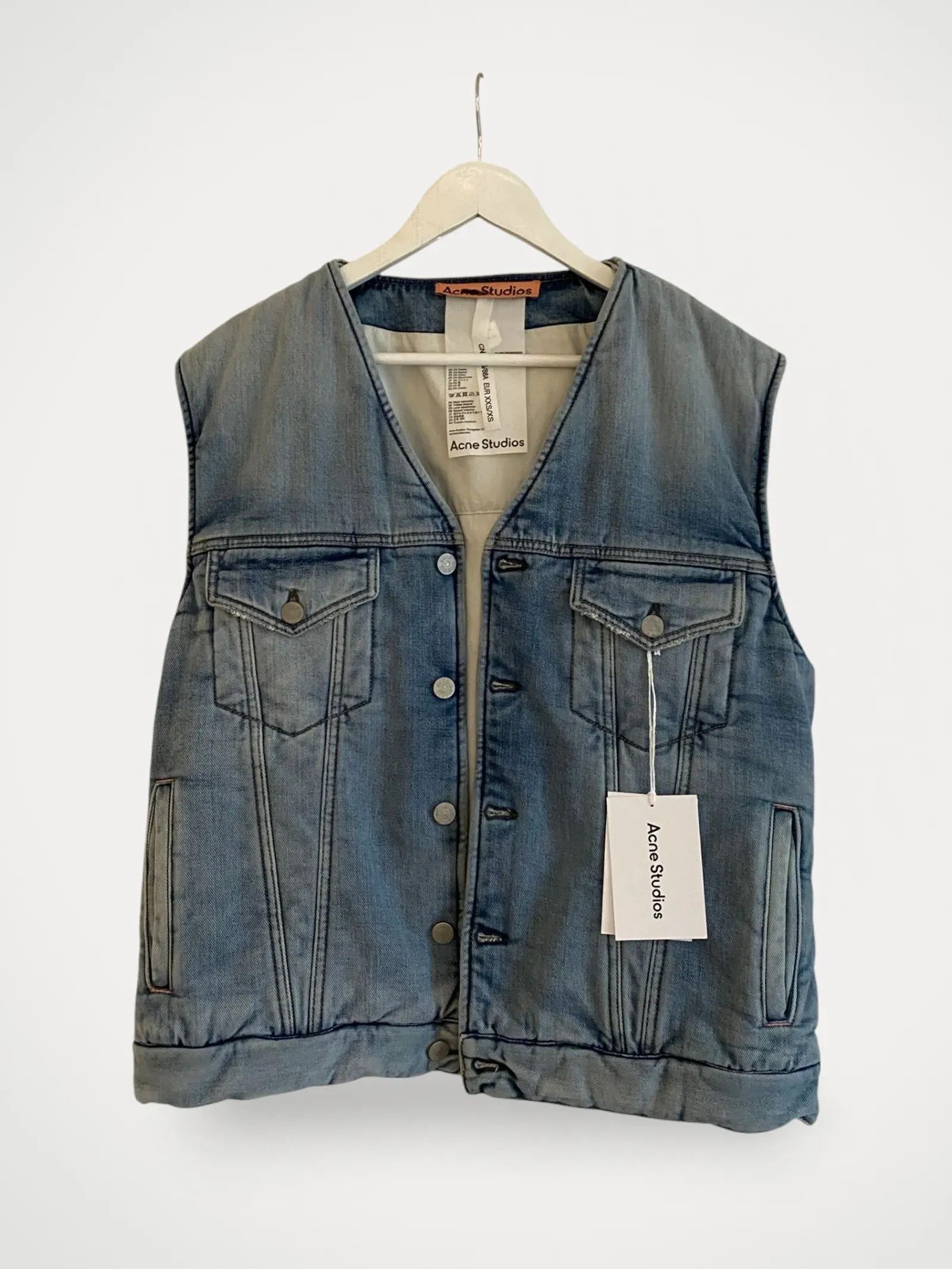Acne Studios Acne Studios Padded Denim Vest Vest Size XS / US 0-2 / IT 36-38 - 1 Thumbnail