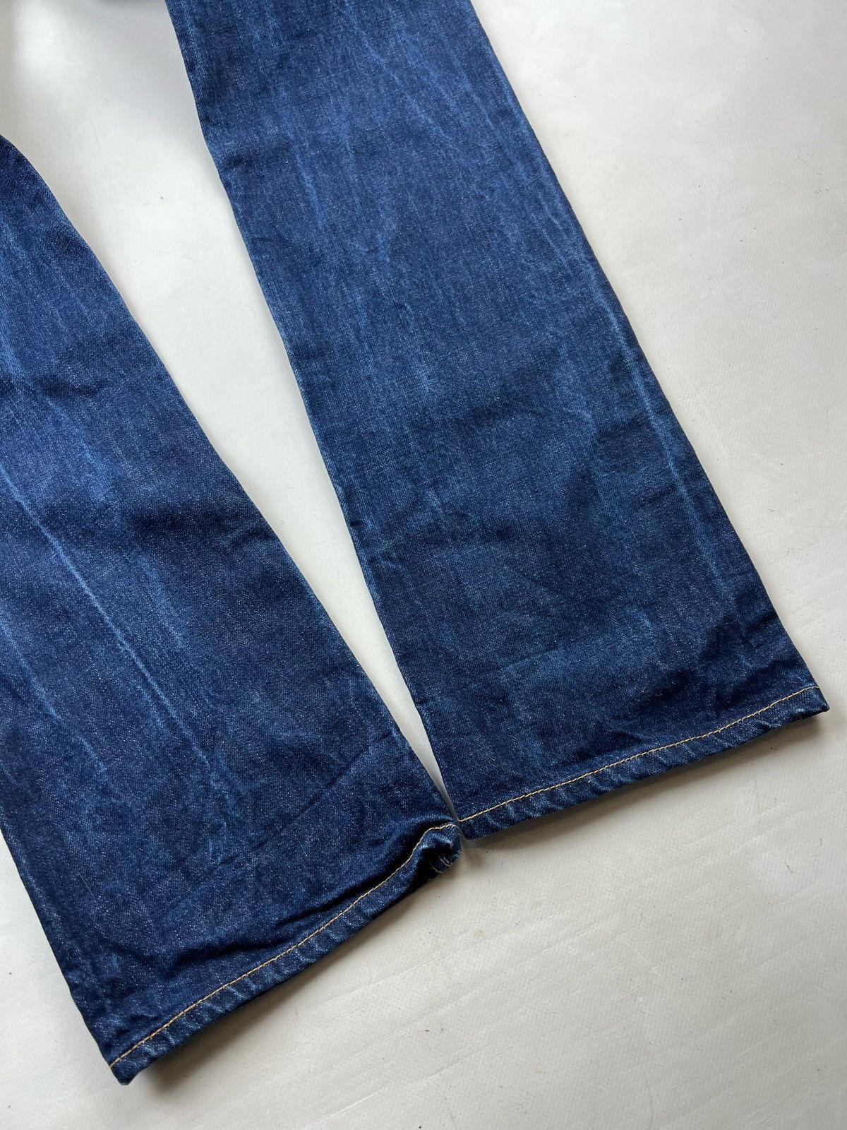 Acne Studios Acne Studios Mod alternative raw navy denim jeans Size US 31 - 13 Thumbnail