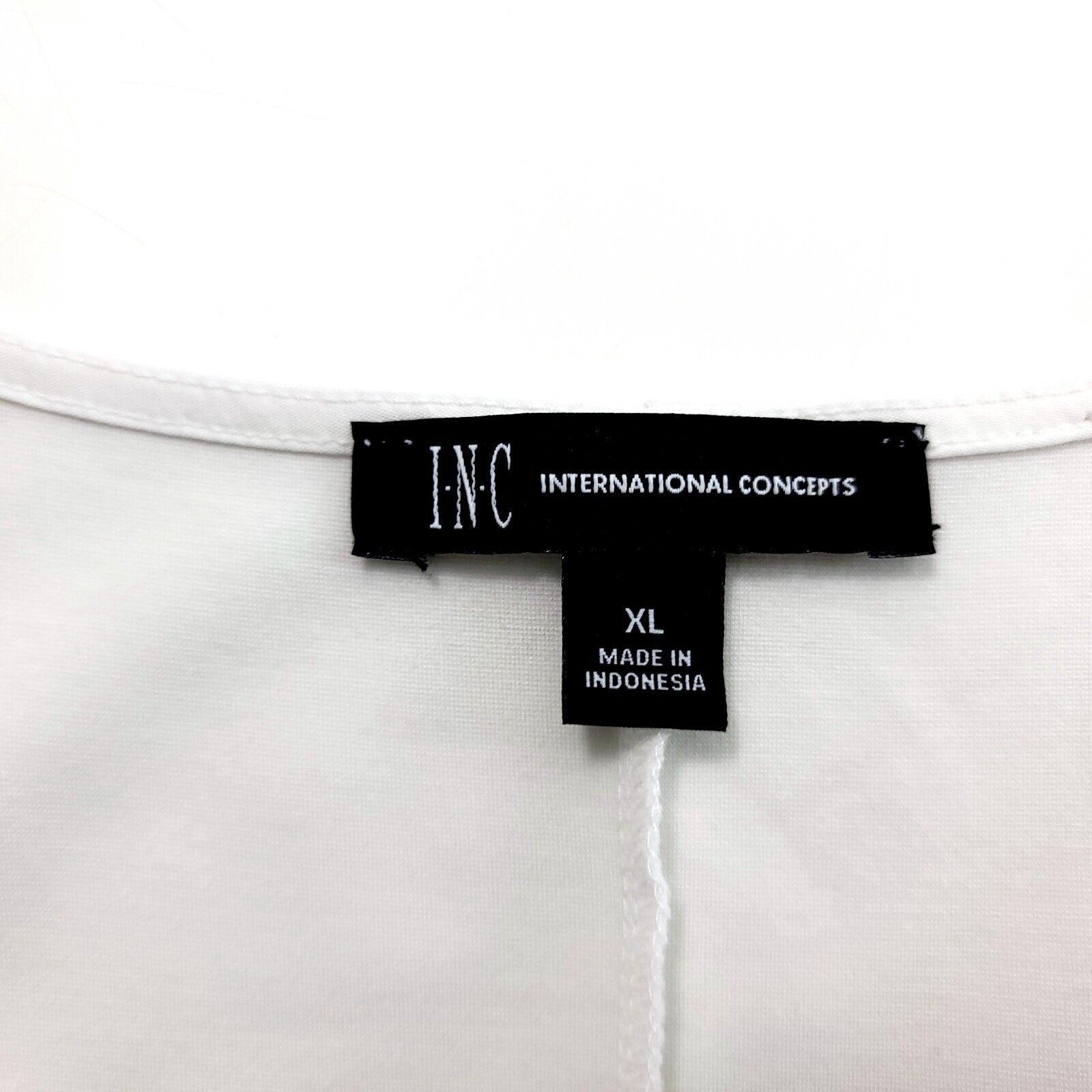 I.N.C INC International Concepts XL White Stretchy Material Ruffle Size XL / US 12-14 / IT 48-50 - 5 Thumbnail