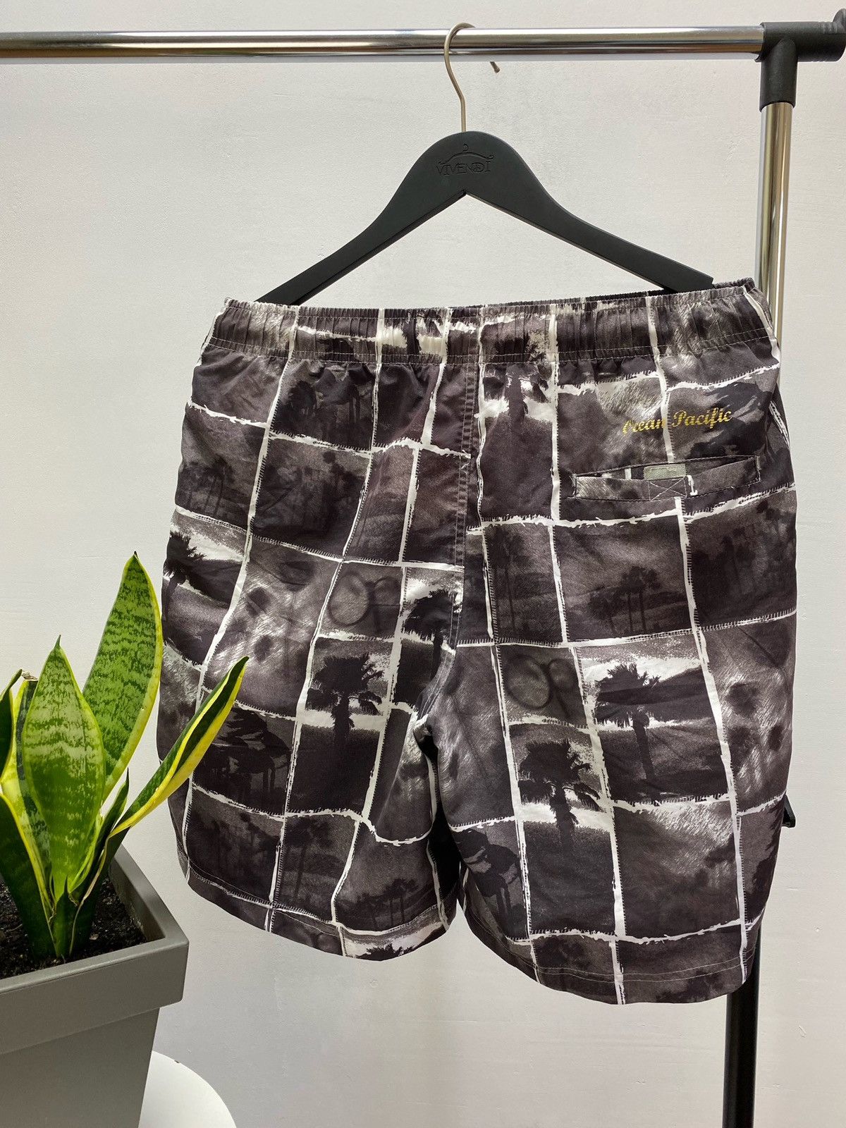 Ocean Pacific × Vintage Vintage Y2K Ocean Pacific Hurricane Shorts Size US 32 / EU 48 - 13 Thumbnail