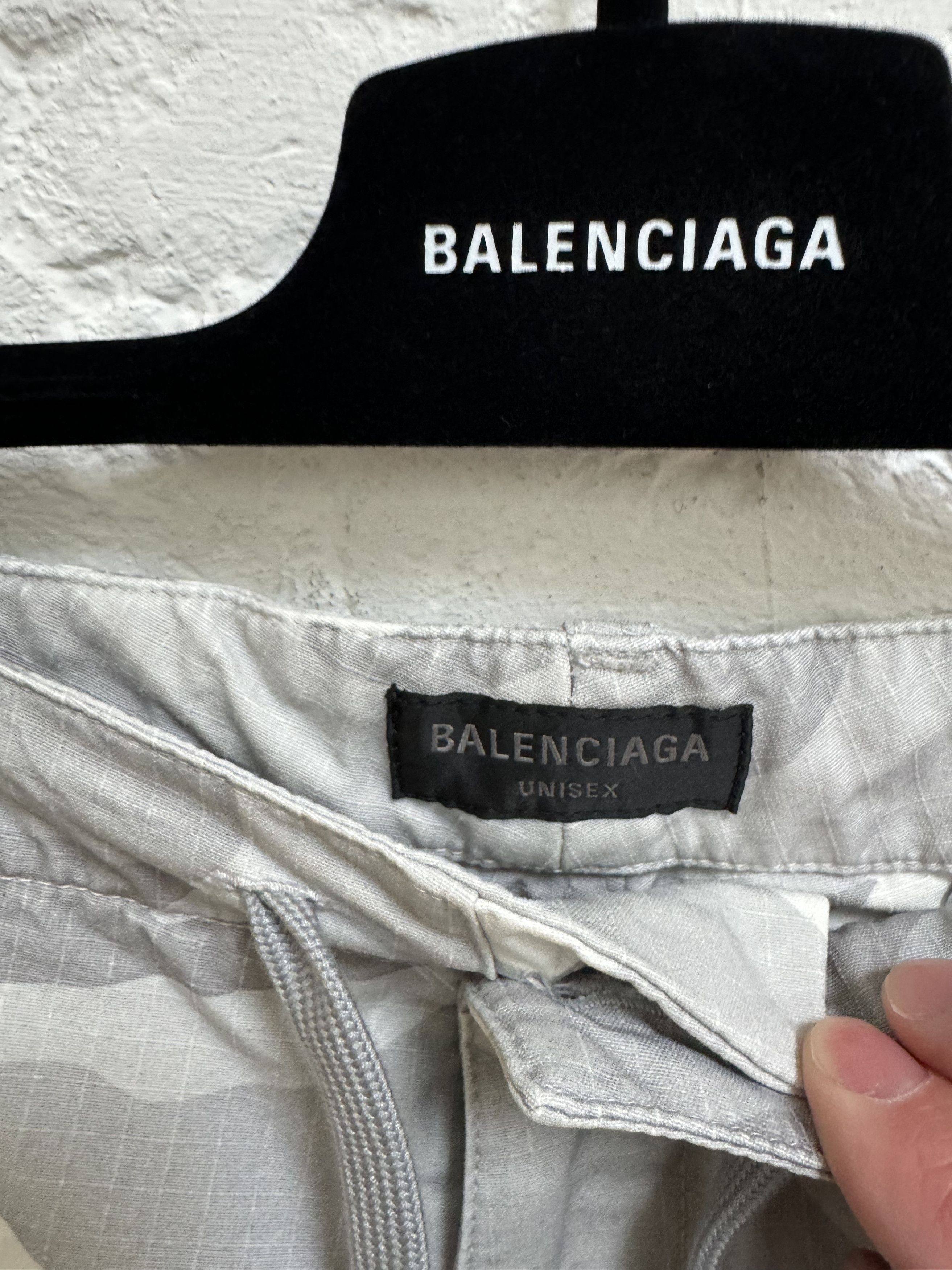 Balenciaga 2000$ Balenciaga Men's Camo Cargo Shorts Light Grey Size US 38 / EU 54 - 5 Thumbnail