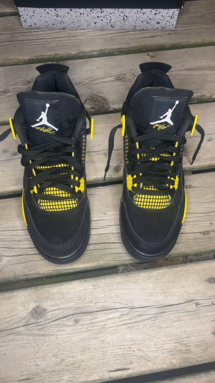 Jordan Brand 2023 Air Jordan 4 Thunder Yellow/Black With Box Size US 9 / EU 42 - 4 Thumbnail