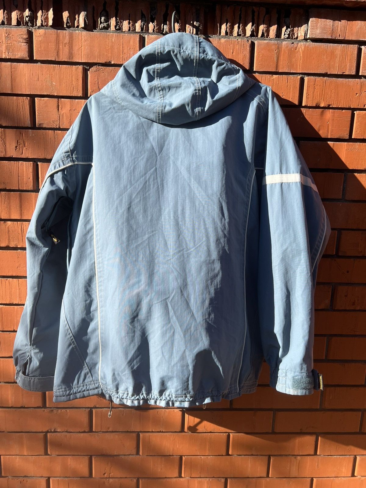 Oakley Oakley vintage Ski Jacket Blue y2k winter sport jacket 2000s Size US S / EU 44-46 / 1 - 2 Thumbnail