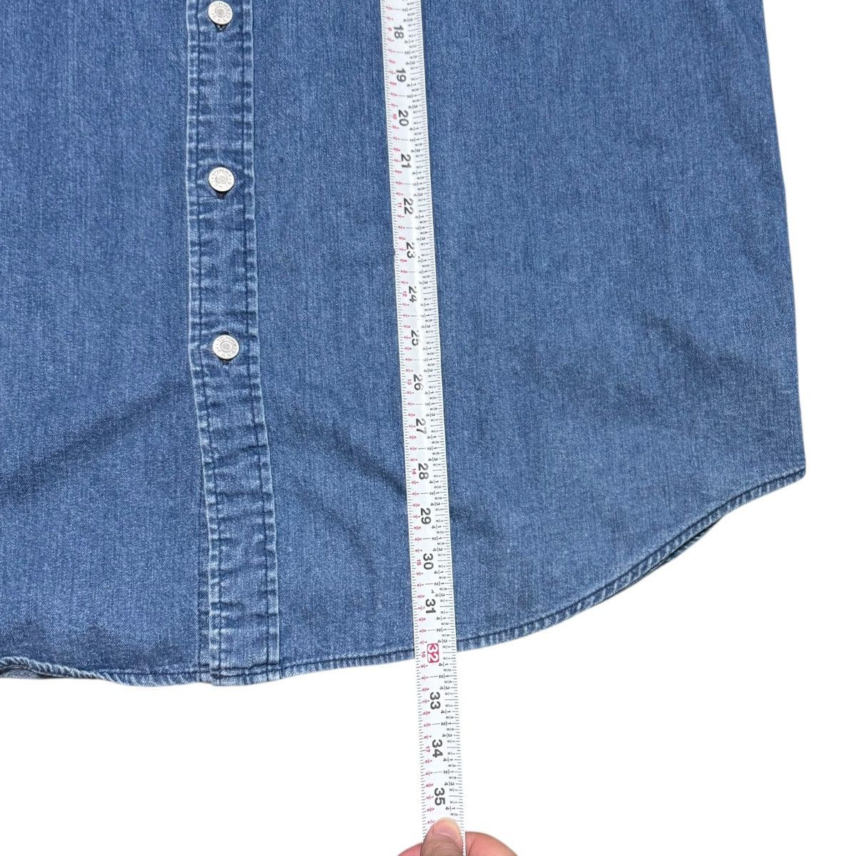 Tommy Jeans Vintage Tommy Jeans Denim Casual Oversized Button Up Shirt L Size US L / EU 52-54 / 3 - 9 Thumbnail