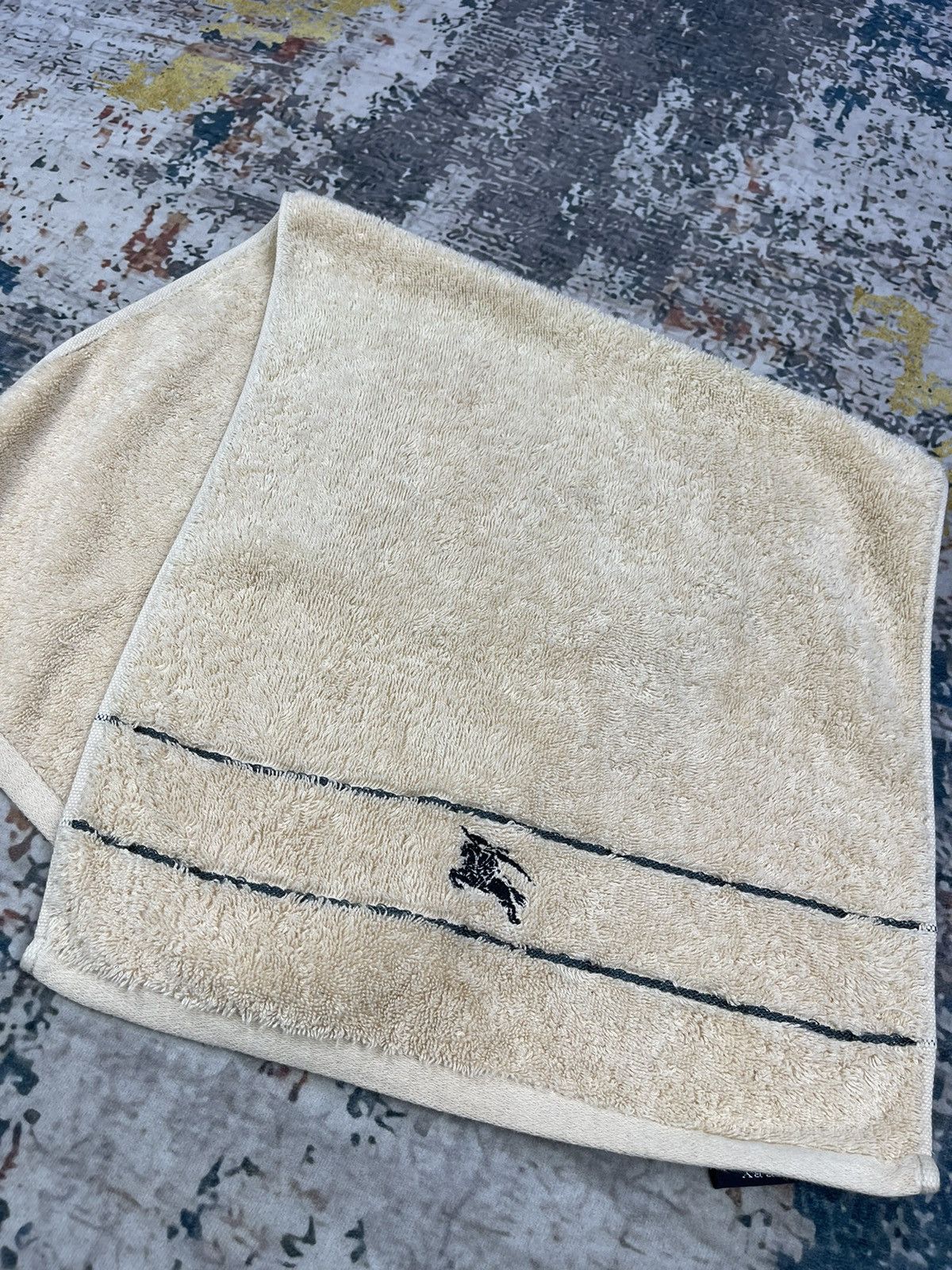 Burberry BURBERRY LONDON FACE TOWEL Size ONE SIZE - 2 Thumbnail