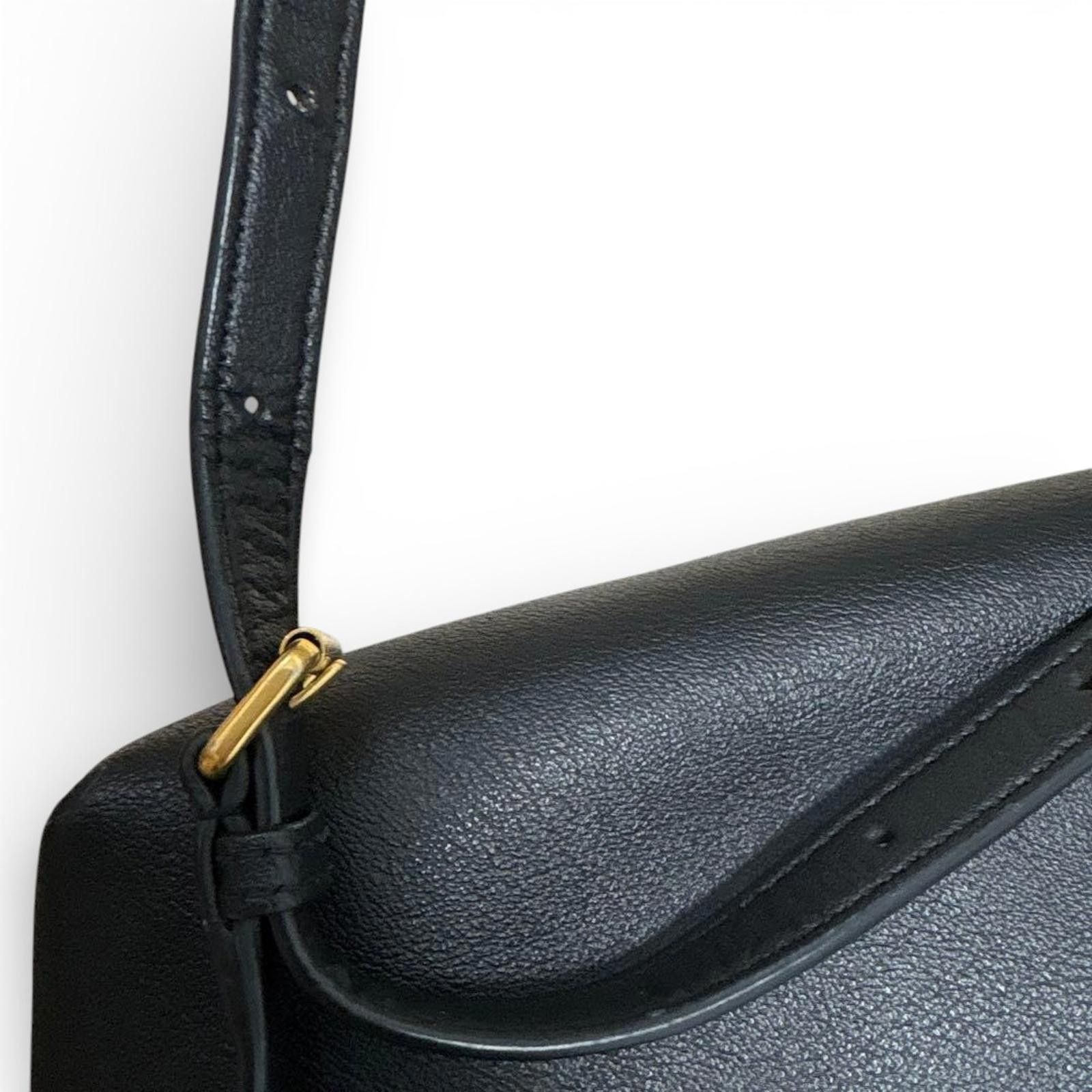 Saint Laurent Paris Saint Laurent - Black Leather Tote Bag Gold Hardware Size ONE SIZE - 9 Thumbnail