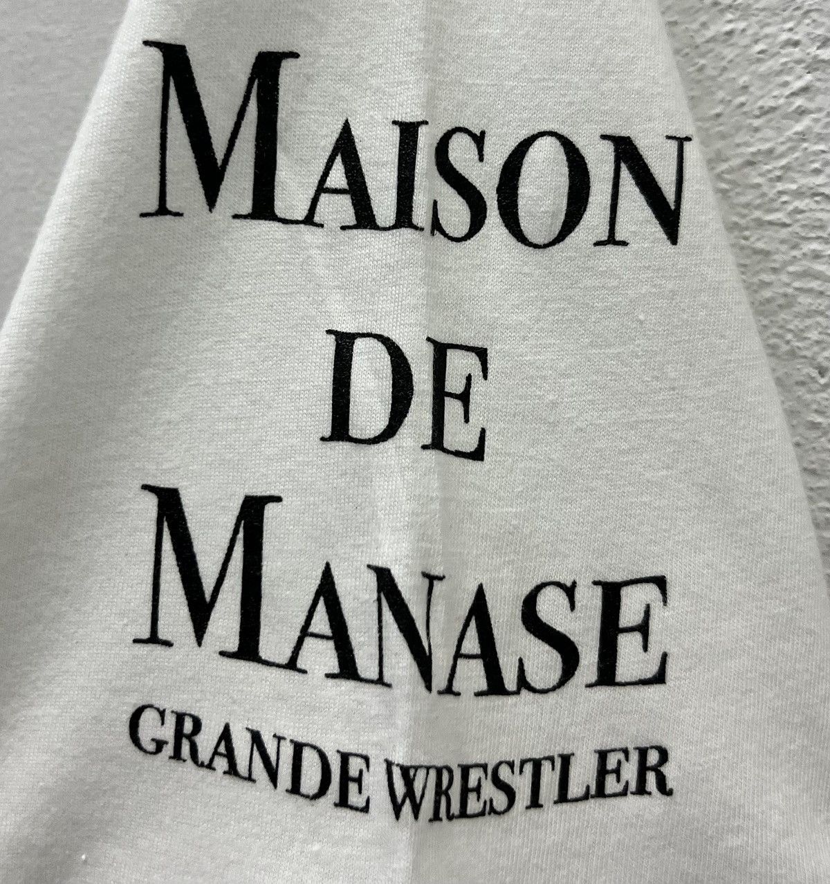 Gildan × Vintage VINTAGE GILDAN MAISON DE MANASE GRANDE WRESTLER SHIRT Size US M / EU 48-50 / 2 - 6 Thumbnail
