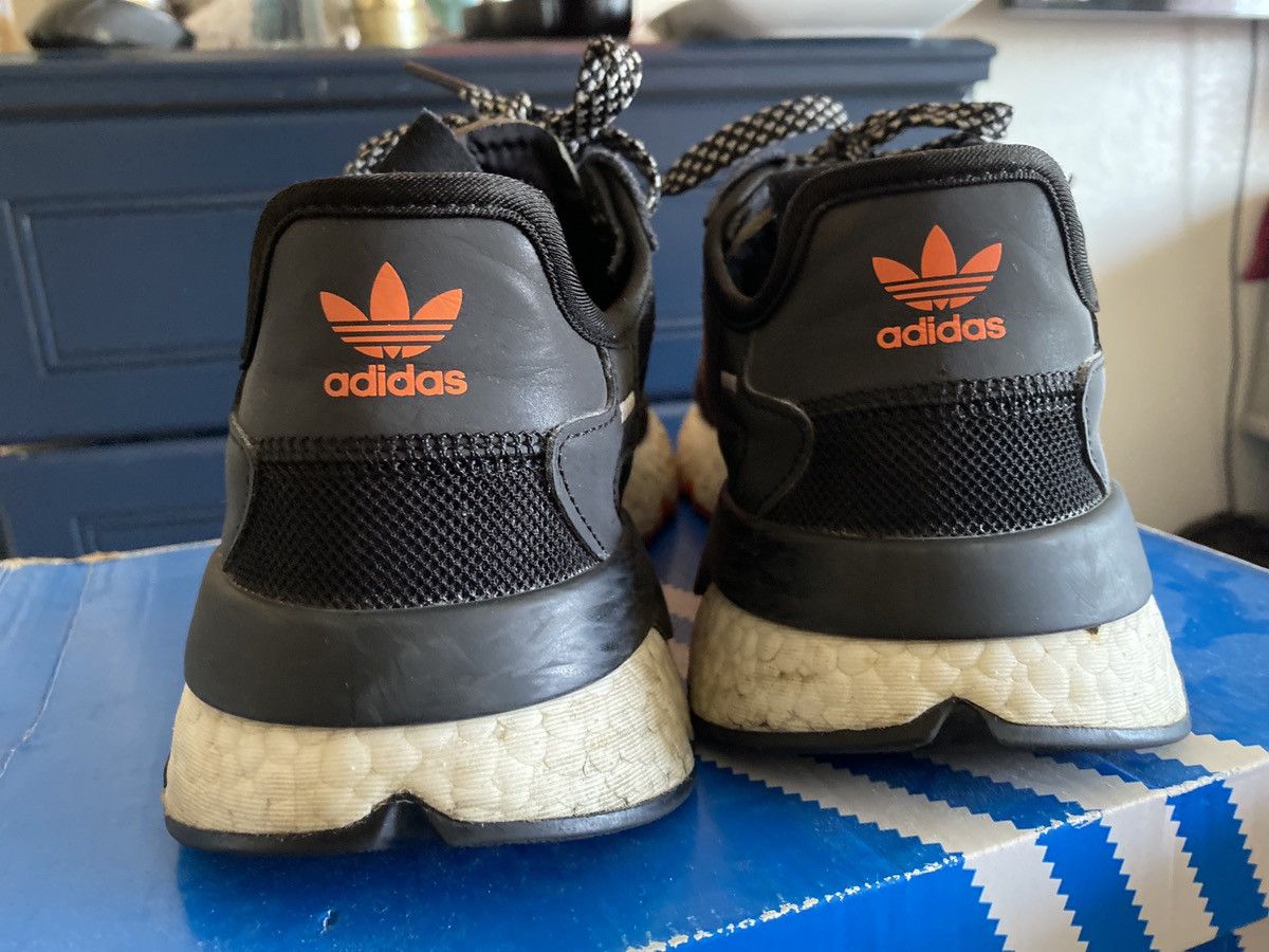 Adidas Reflective Nite jogger Size US 9 / EU 42 - 5 Thumbnail