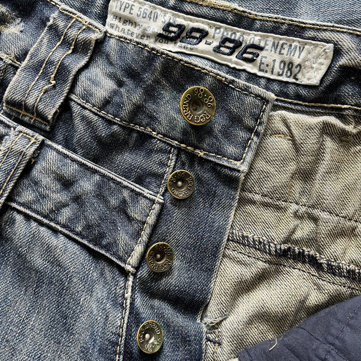 Japanese Brand Distressed Double Knee Japan Denim Double Waist Size US 33 - 15 Thumbnail